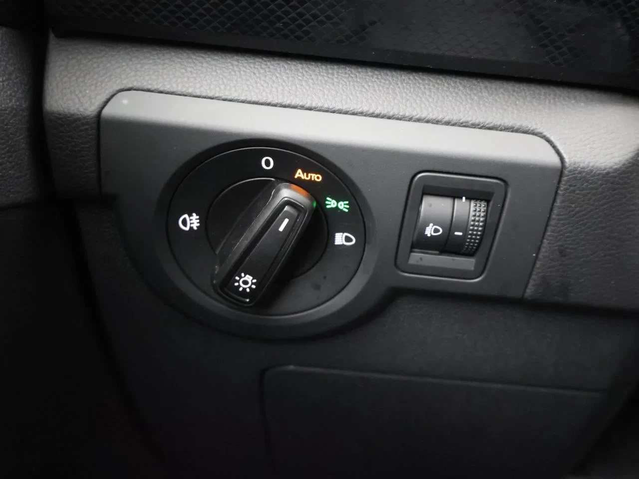 Volkswagen-T-Cross-image-23