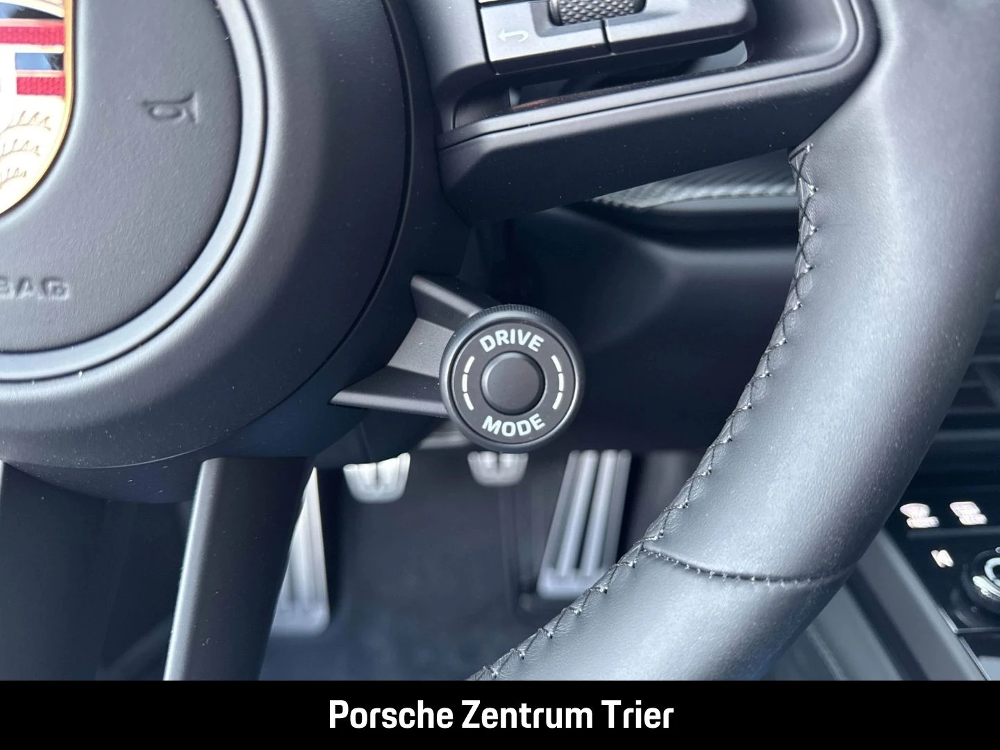 Porsche 911 992 GT3 mit Touring-Paket Liftsystem-VA BOSE gt3 mit touring-paket