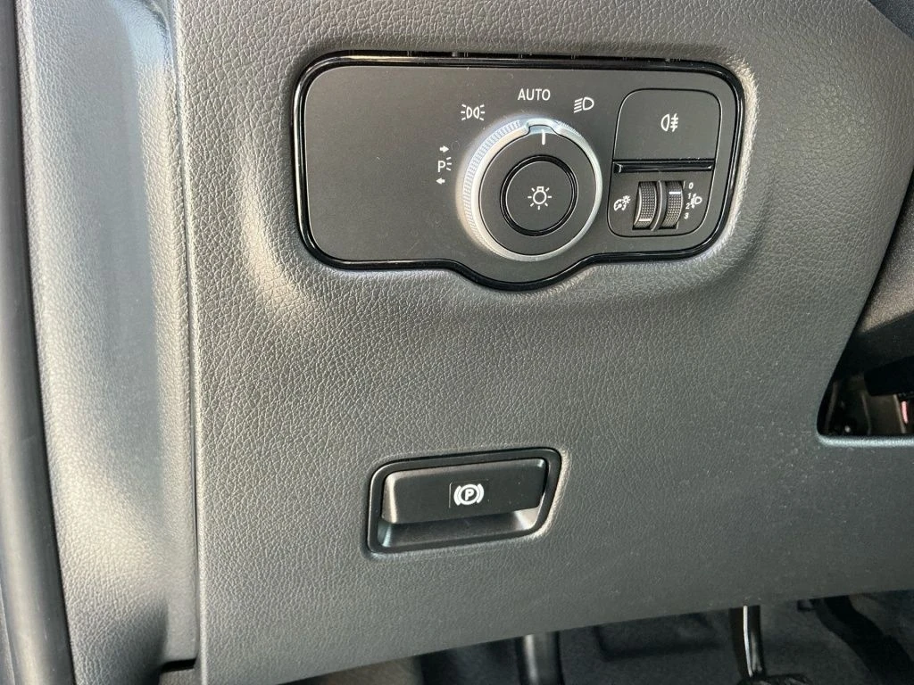 Mercedes-Benz-Vito 116-image-13