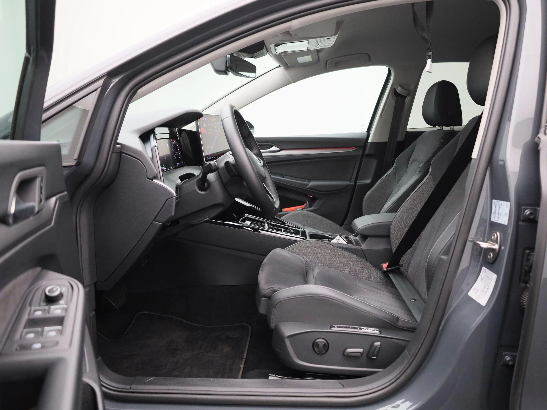 Volkswagen Golf 1.5 eHybrid Style Edition 204 PK|