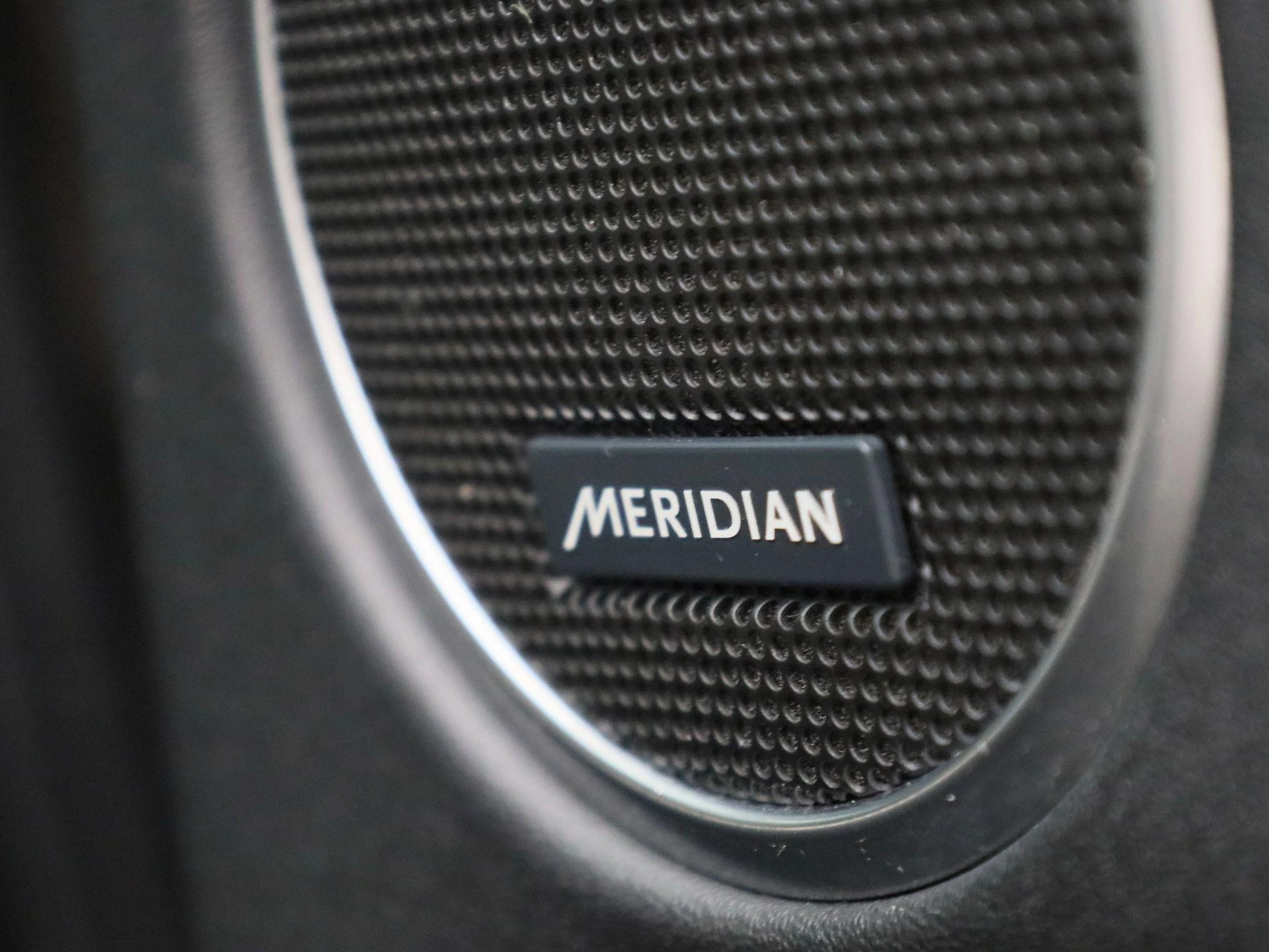 Land Rover-Discovery Sport-image-38