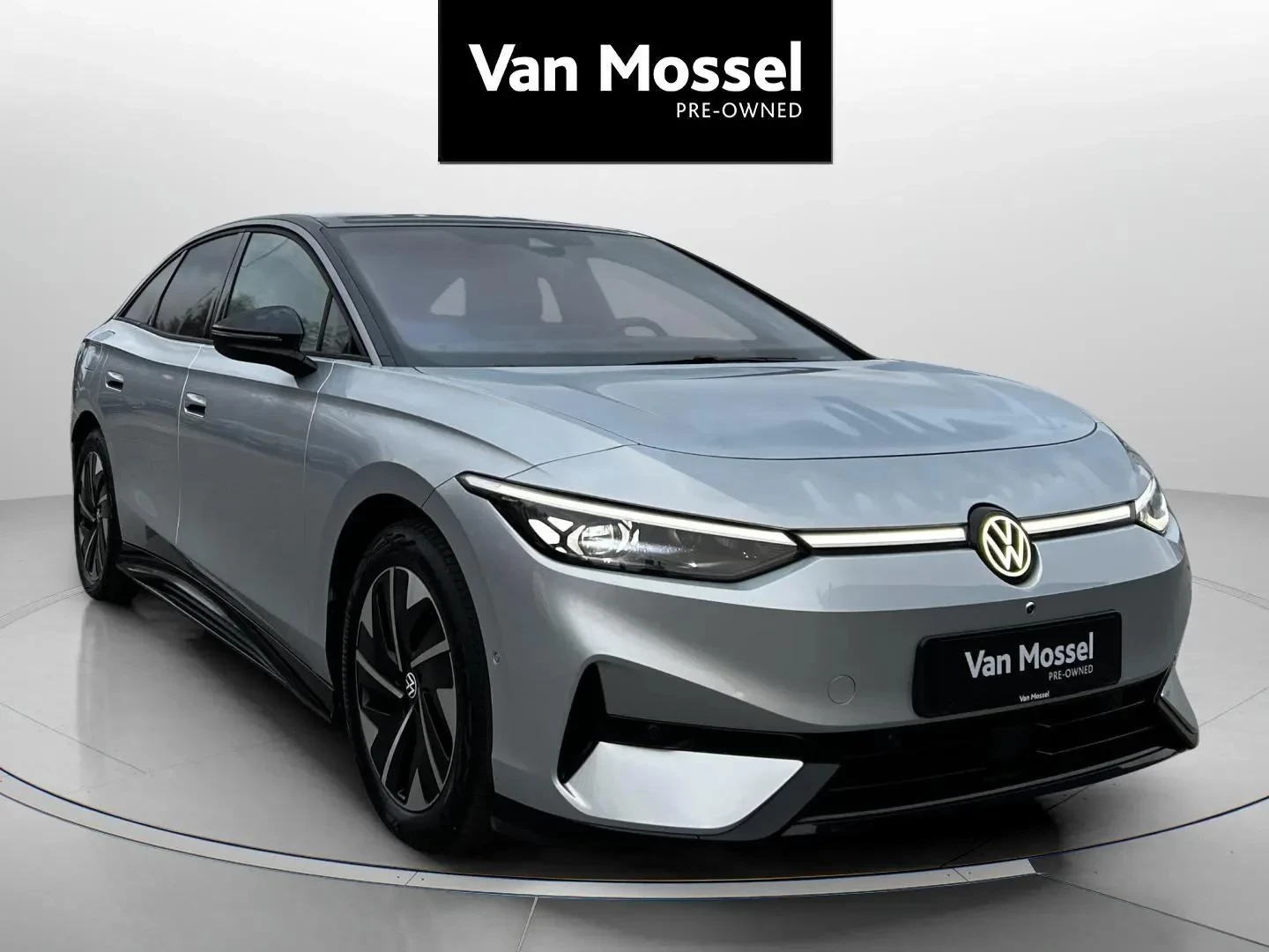 Volkswagen-ID.7-image-2