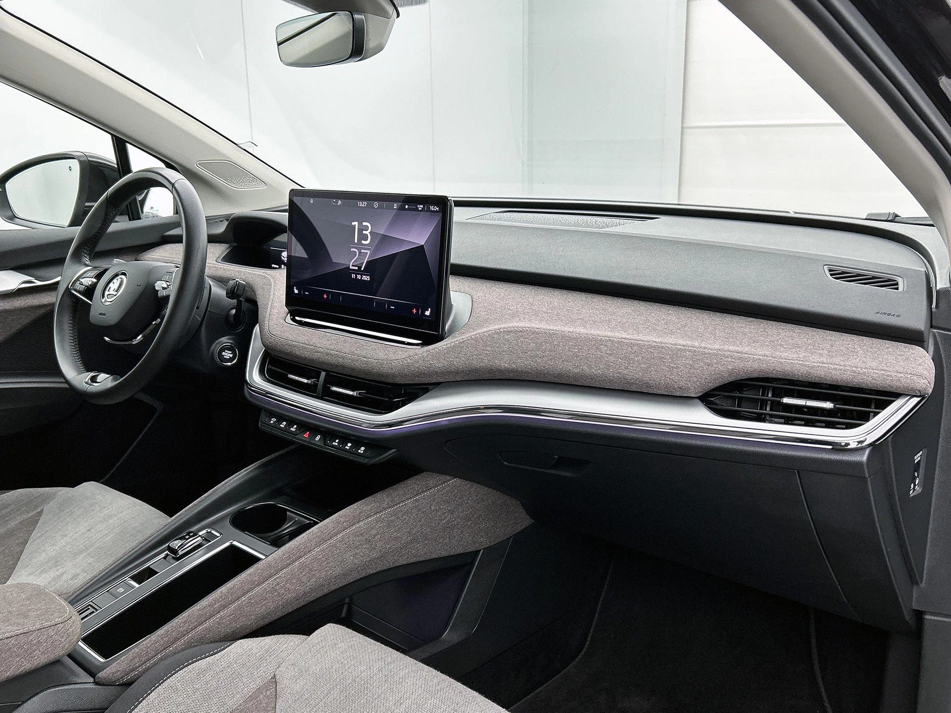 Škoda-Enyaq iV-image-18