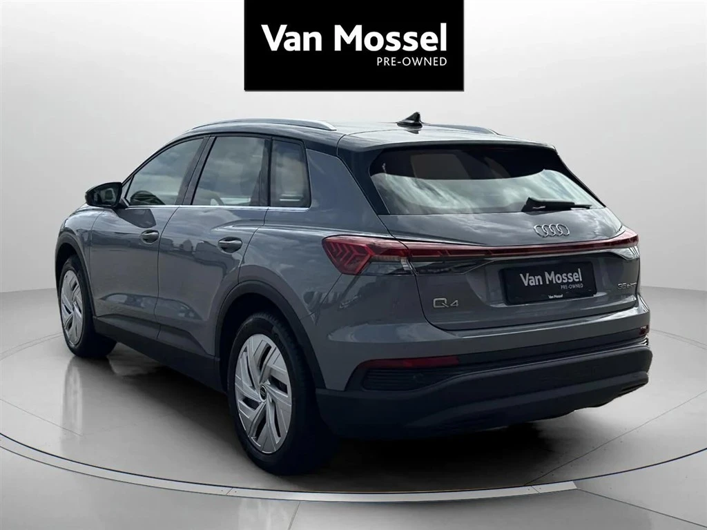 Audi-Q4 e-tron-image-6
