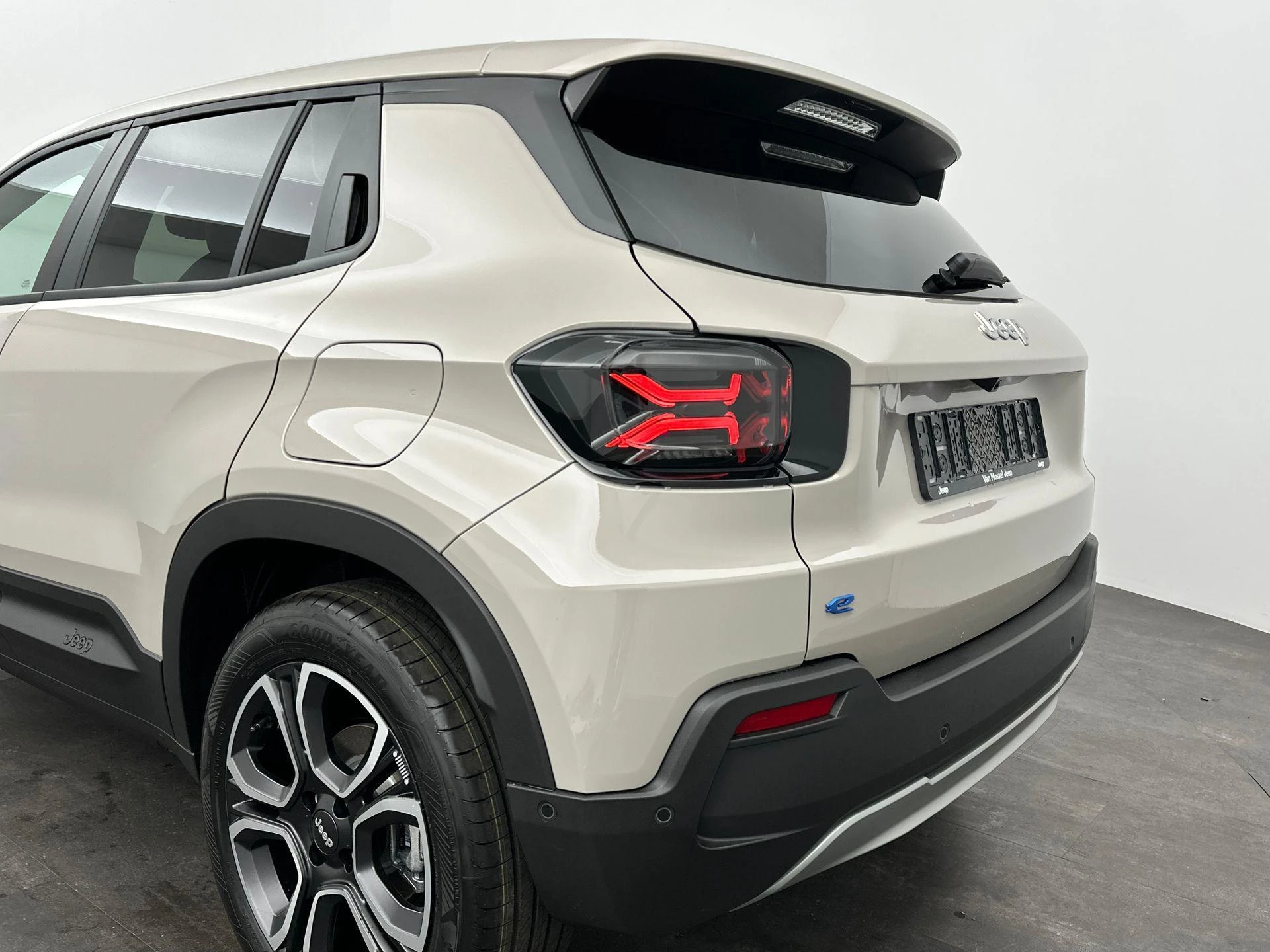 Jeep Avenger Summit 54 kWh