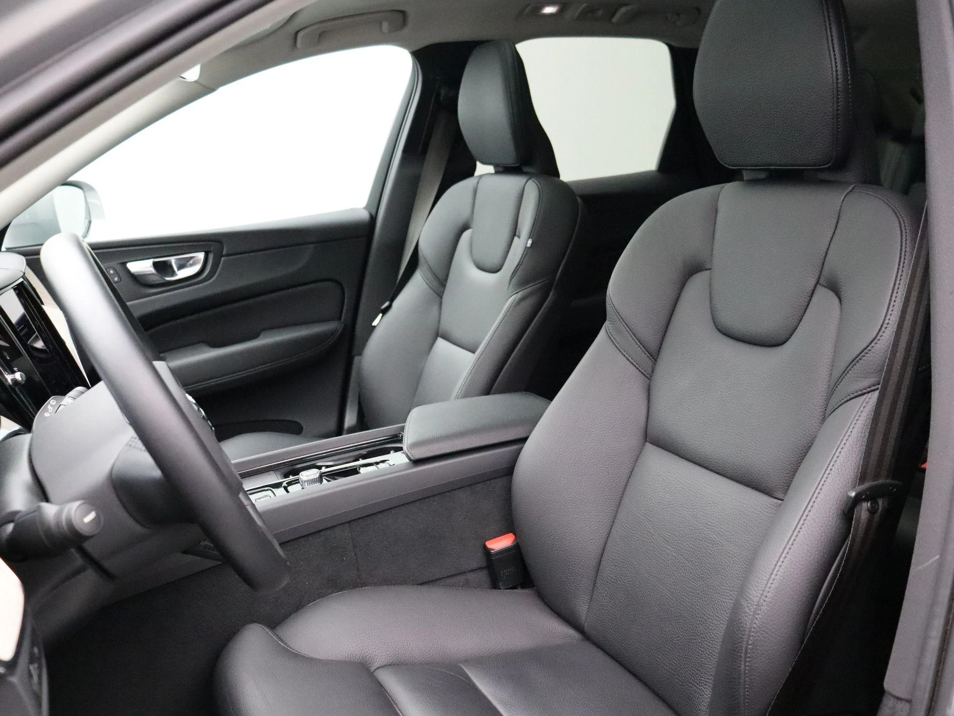 Volvo-XC60-image-16