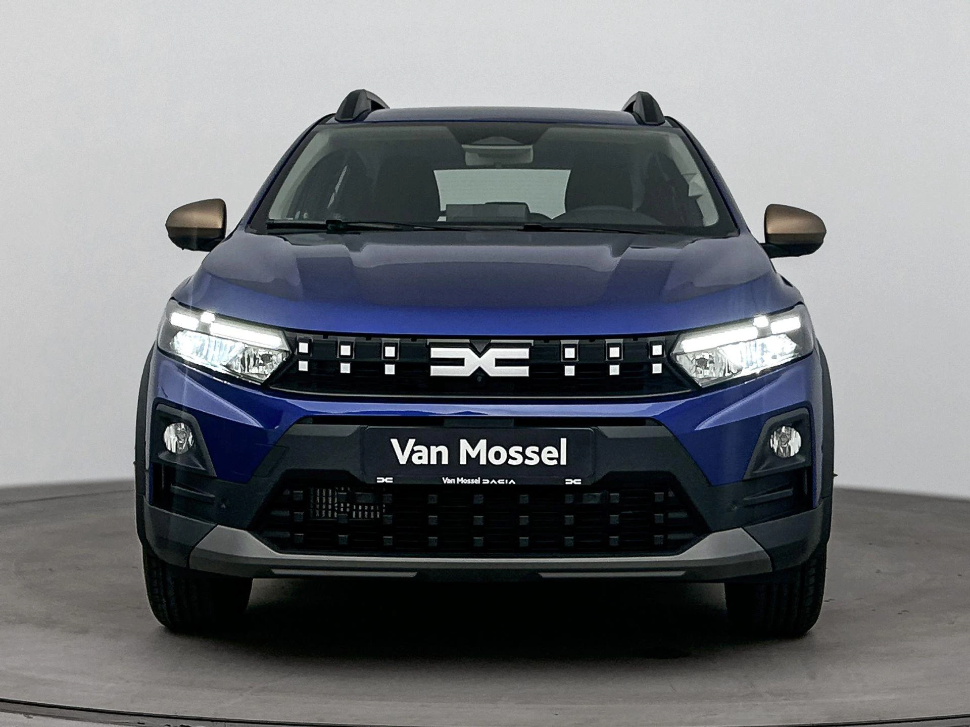 Dacia-Sandero Stepway-image-4