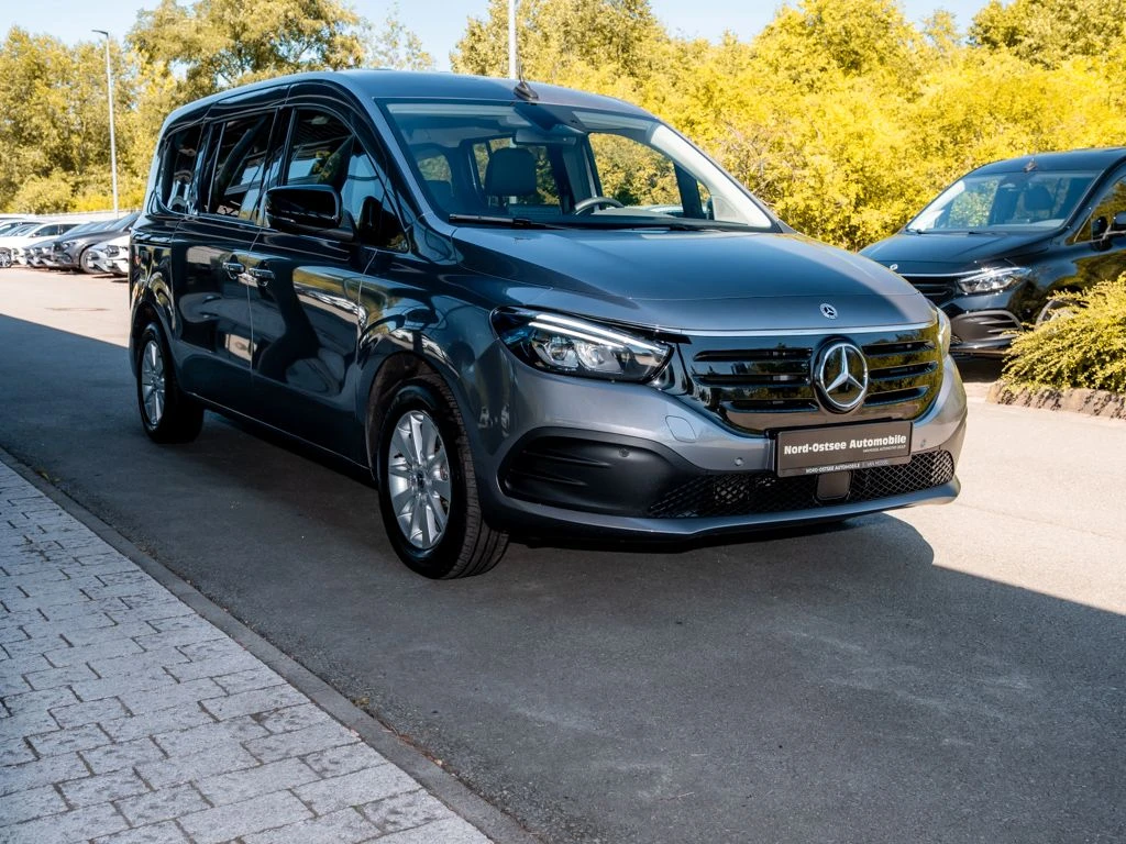 Mercedes-Benz-EQT 200-image-3
