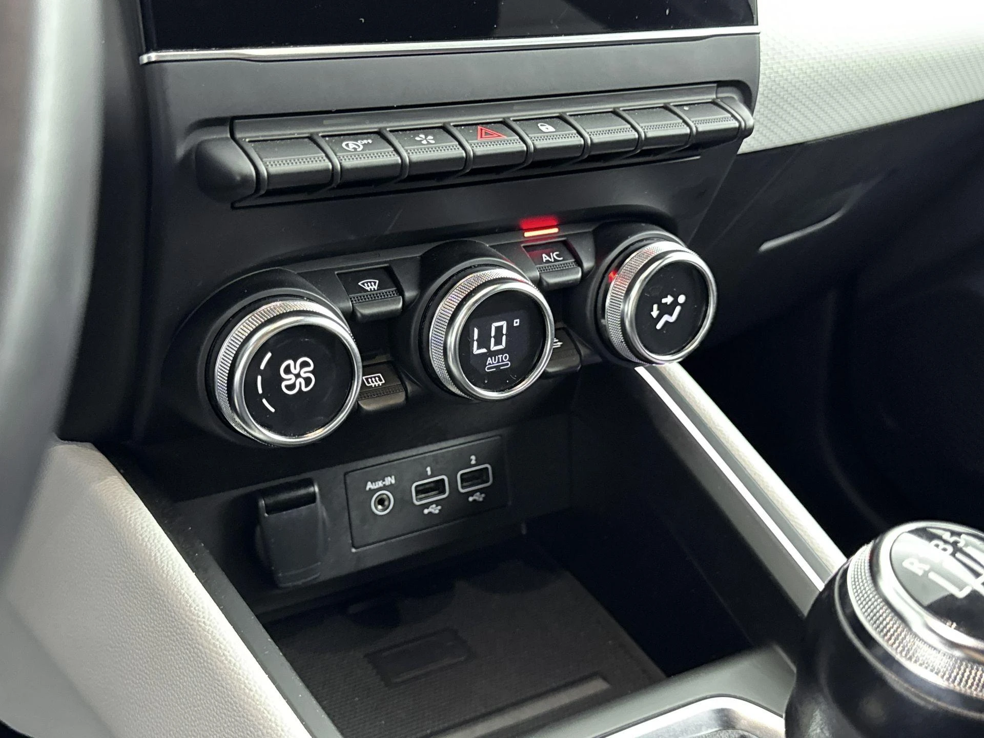 Renault-Clio-image-14