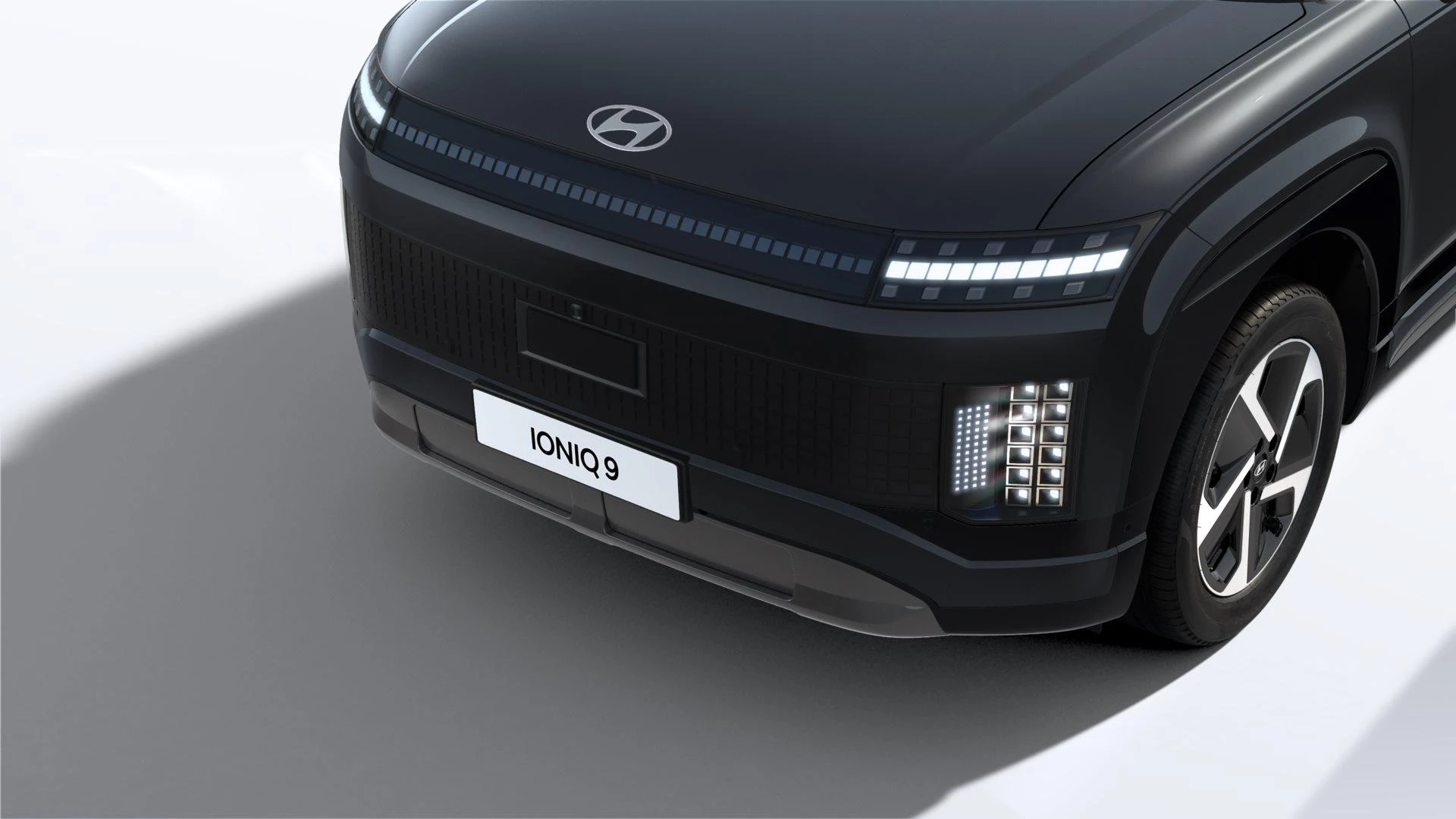 Hyundai IONIQ 9 110 kWh Business Plus Sunroof Pack 19"