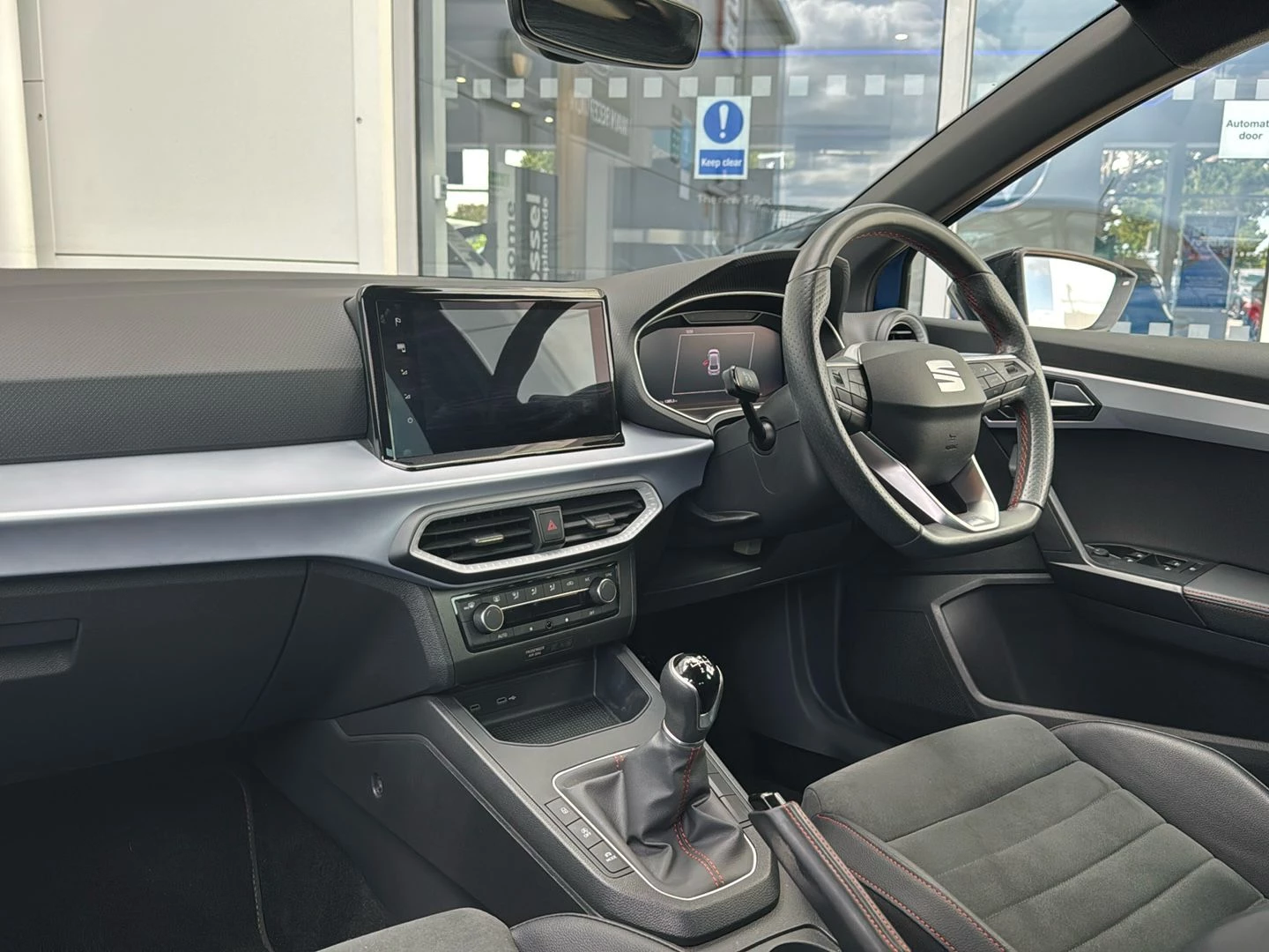 SEAT-Ibiza-image-1