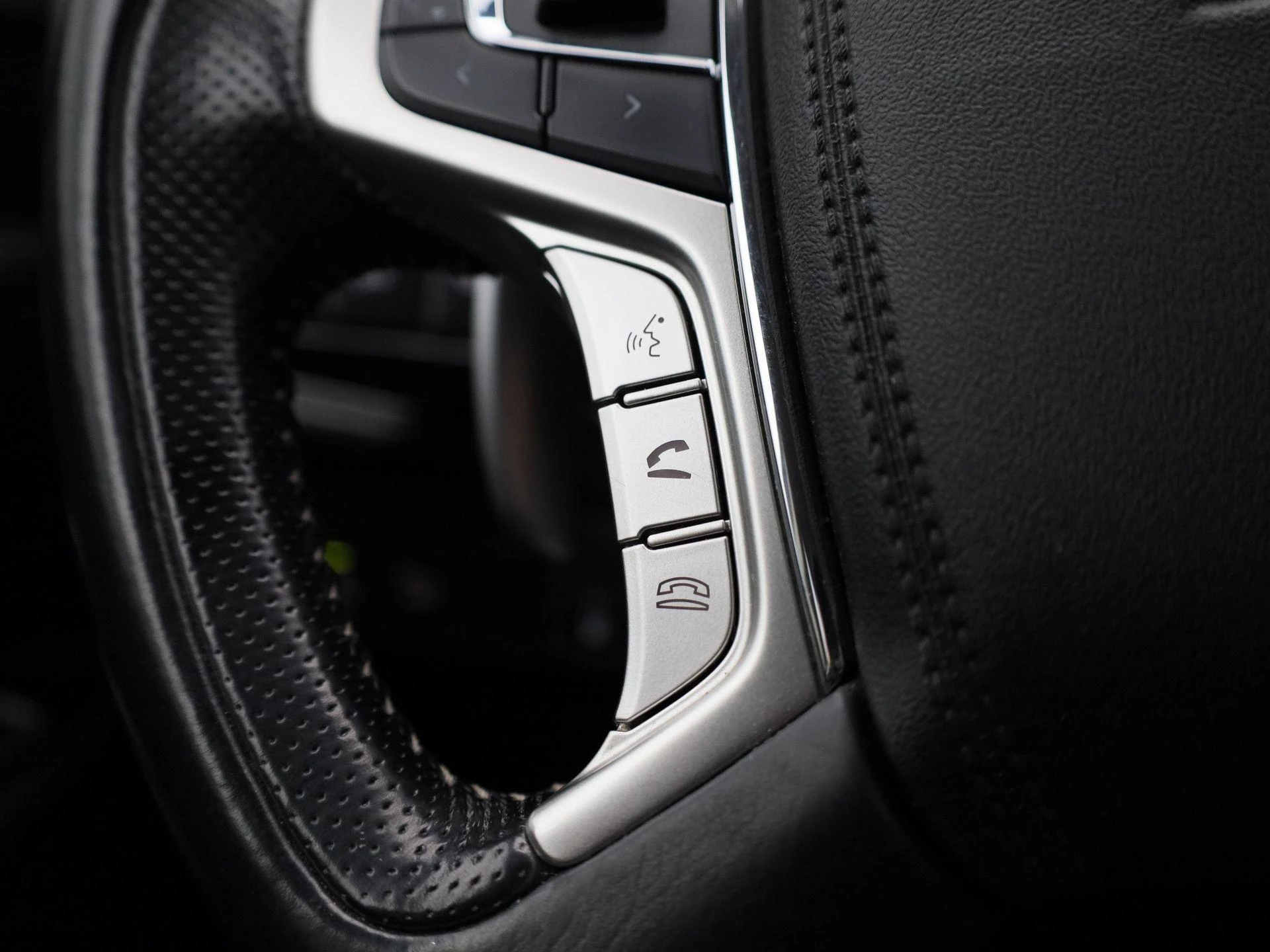 Mitsubishi-Outlander-image-21