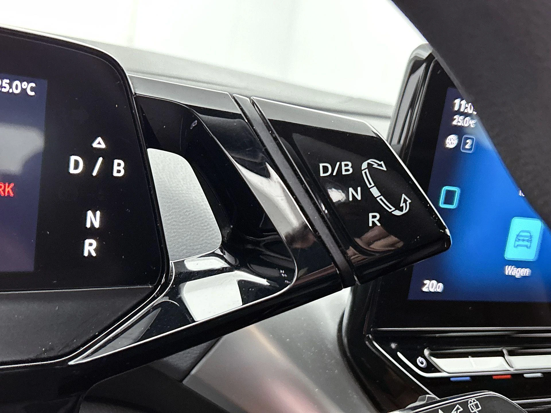 Volkswagen-ID.4-image-8