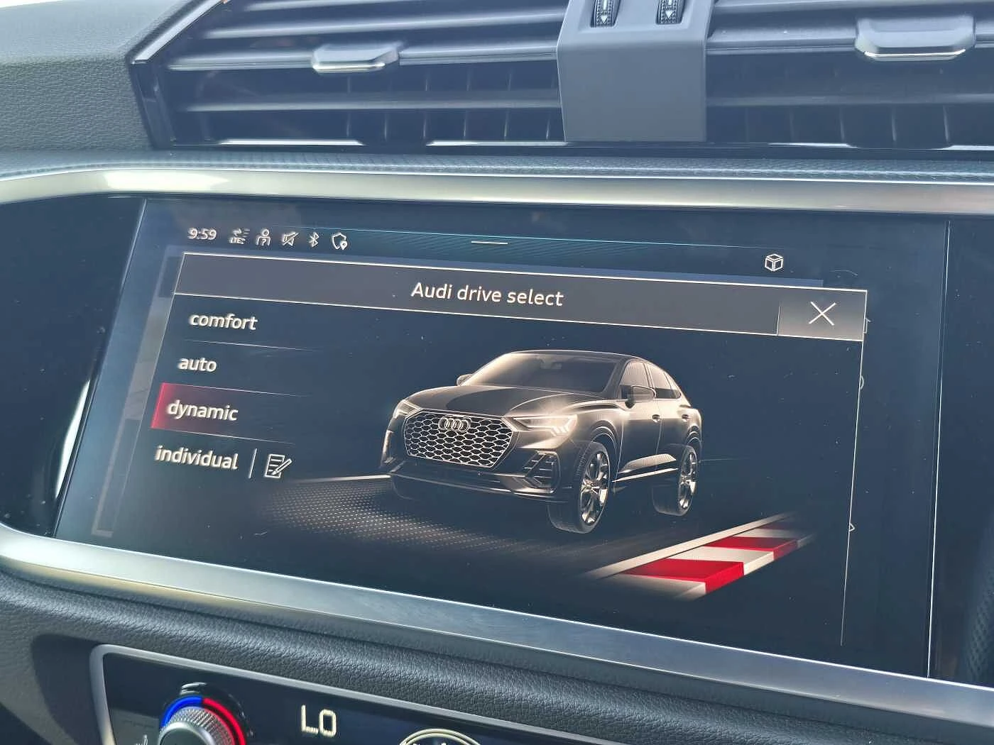 Audi-Q3-image-25