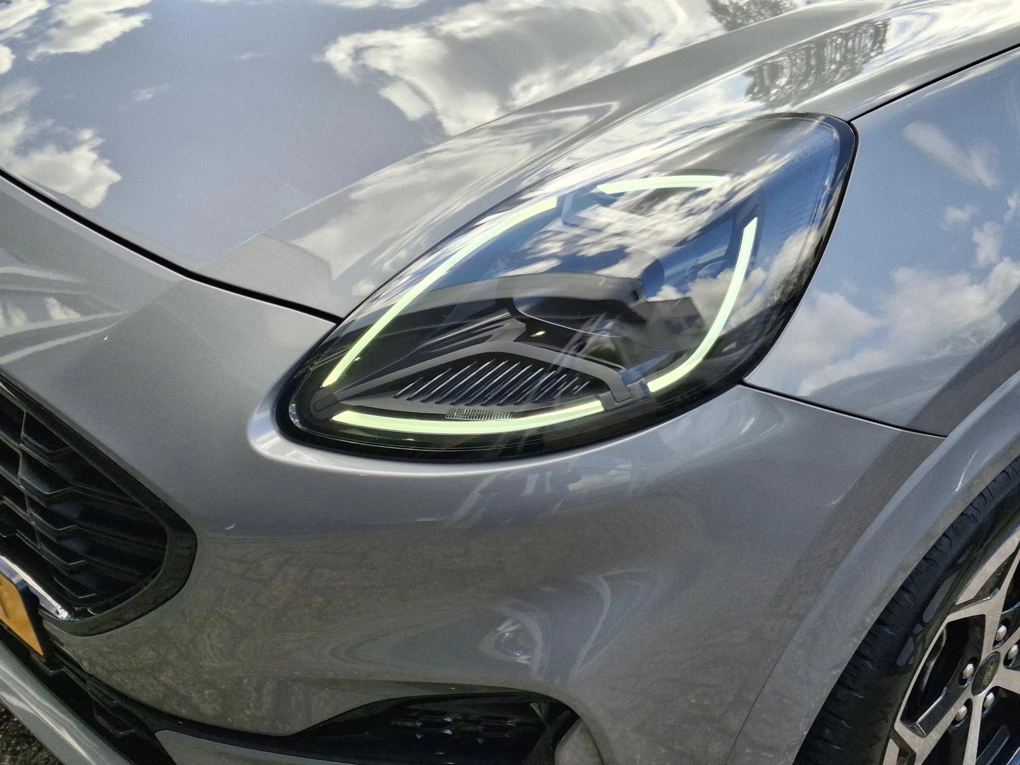 Ford Puma 1.0 EcoBoost Hybrid ST-Line