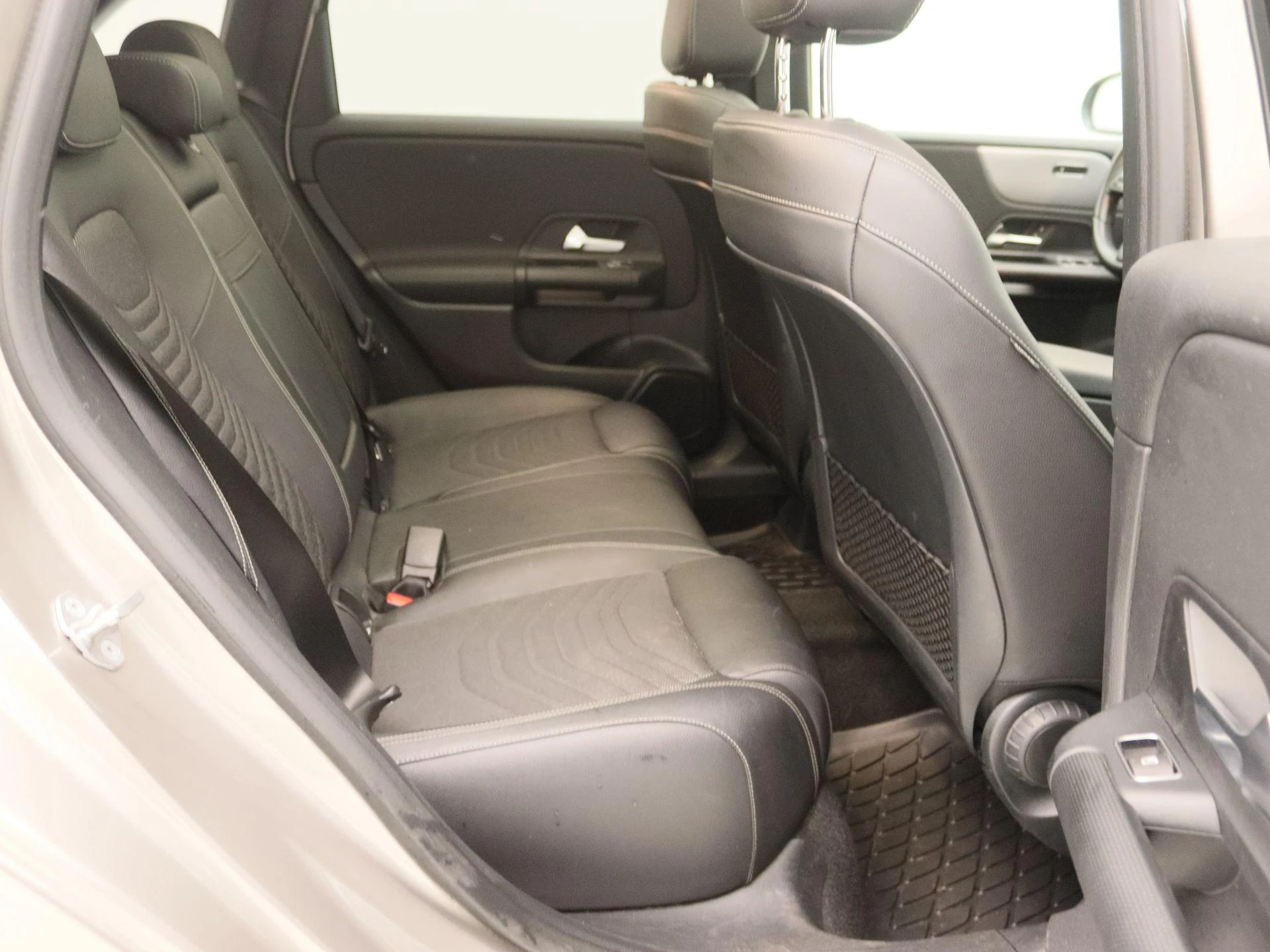 Mercedes-Benz B-Klasse 180 Business Solution Plus