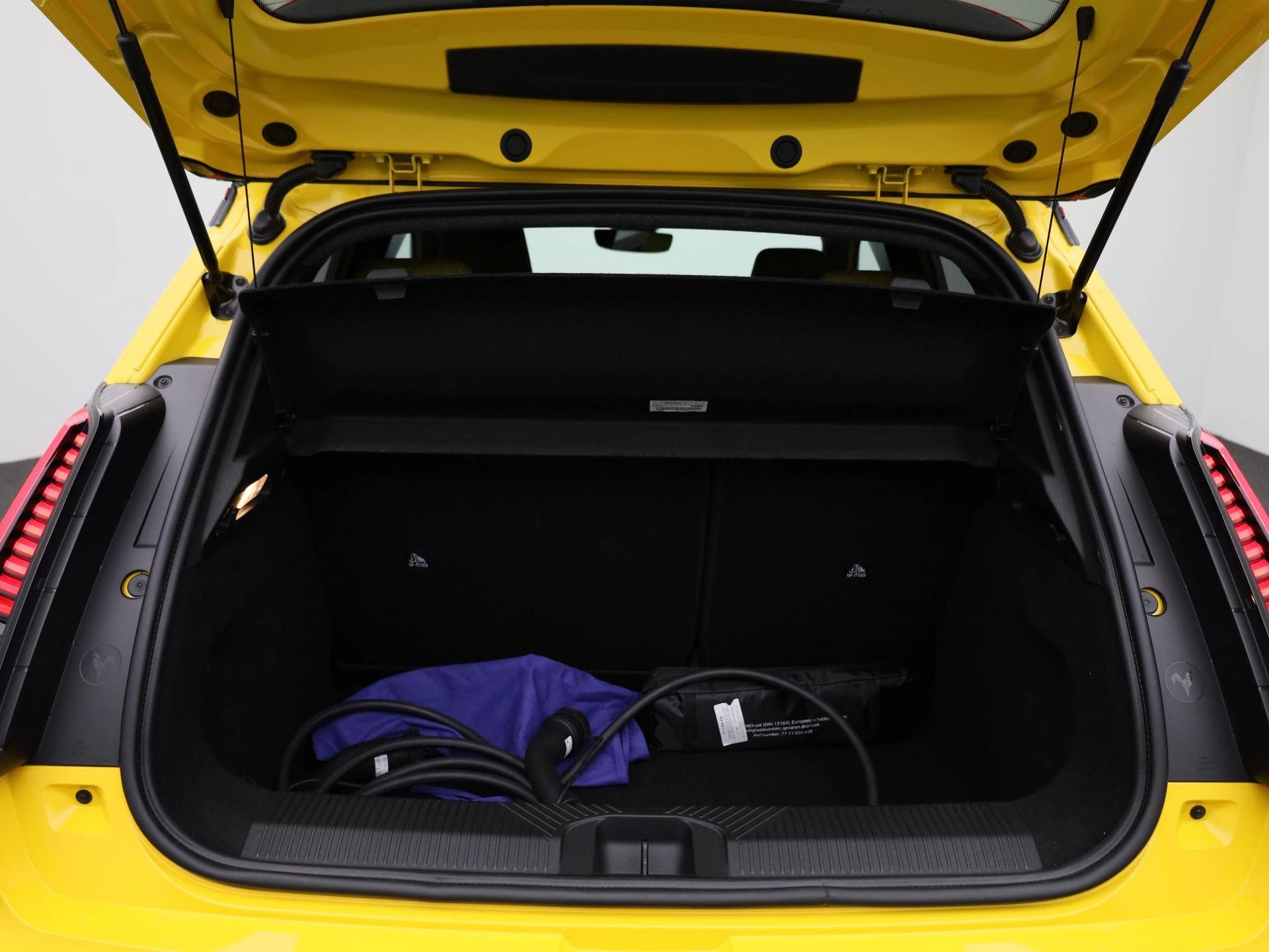Renault-5-image-13