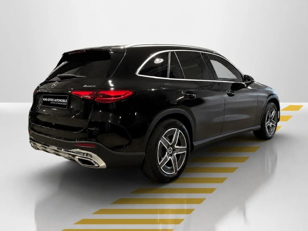 Mercedes-Benz-GLC 300 d-image-14