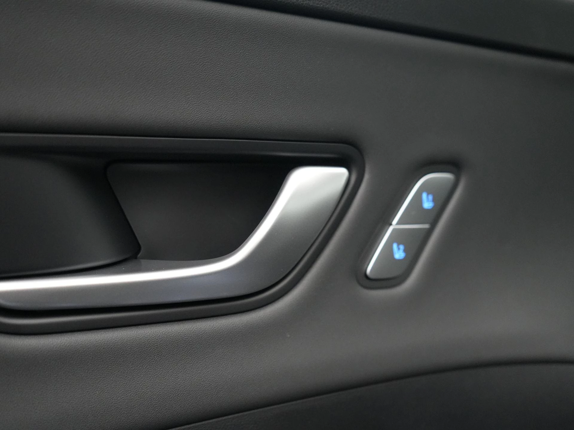 Hyundai-Kona-image-31