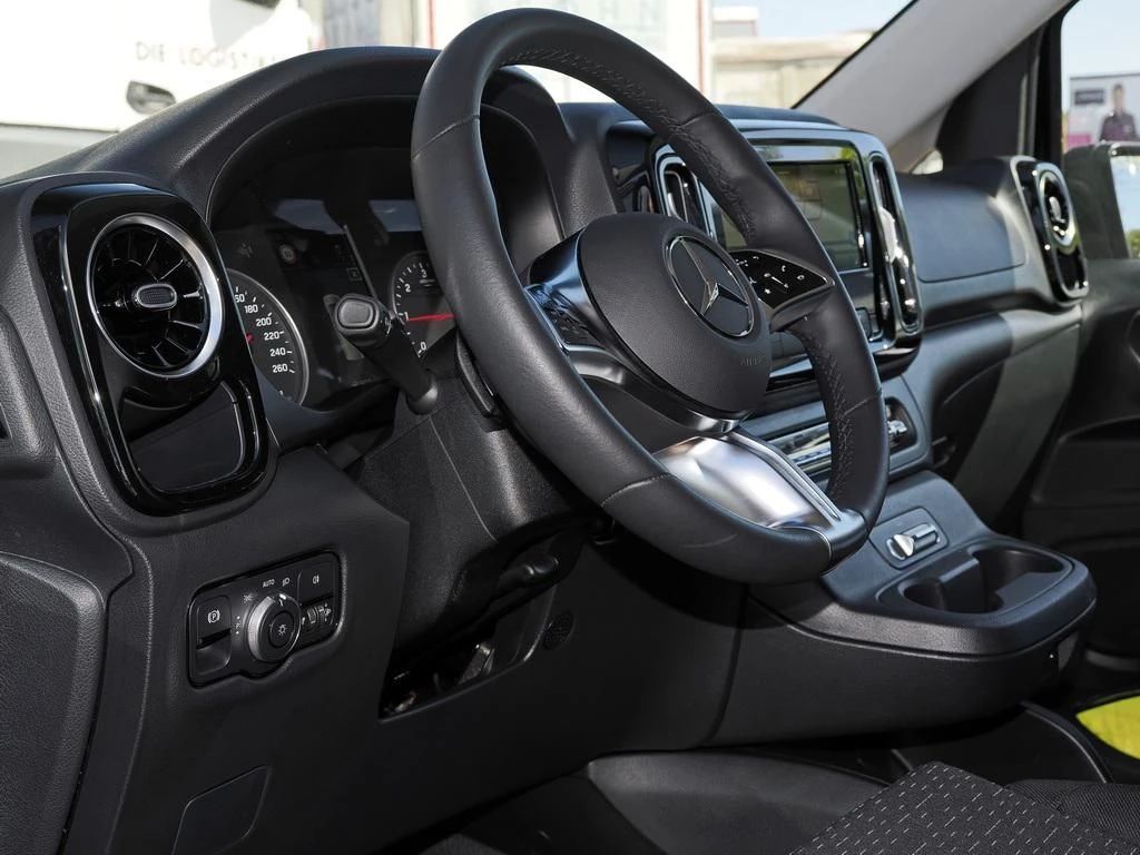 Mercedes-Benz-Vito 116-image-8