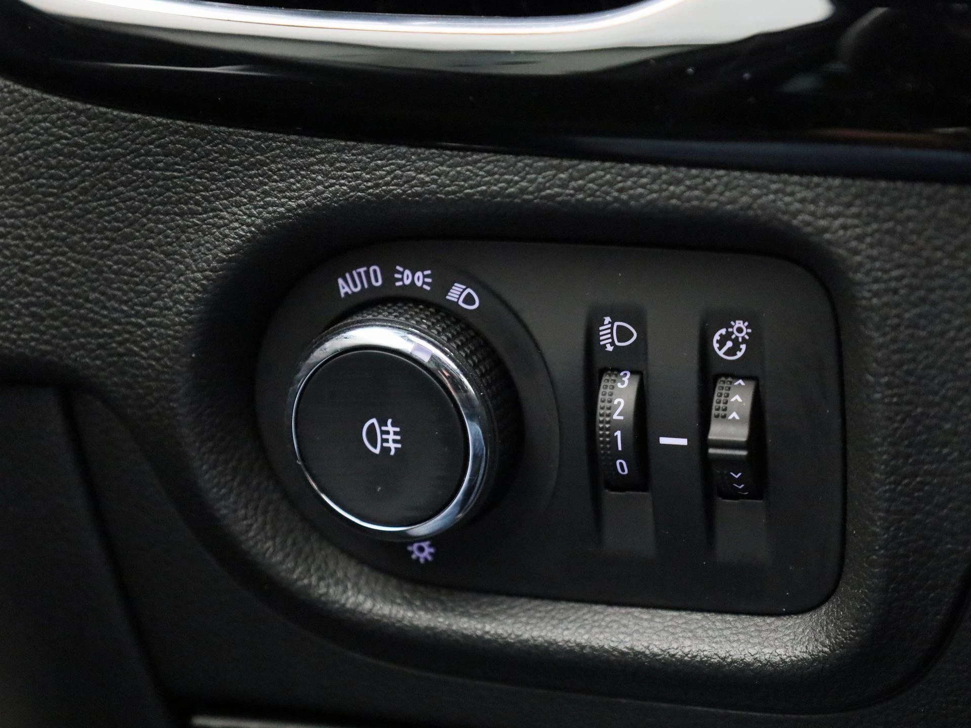 Opel-Astra-image-19