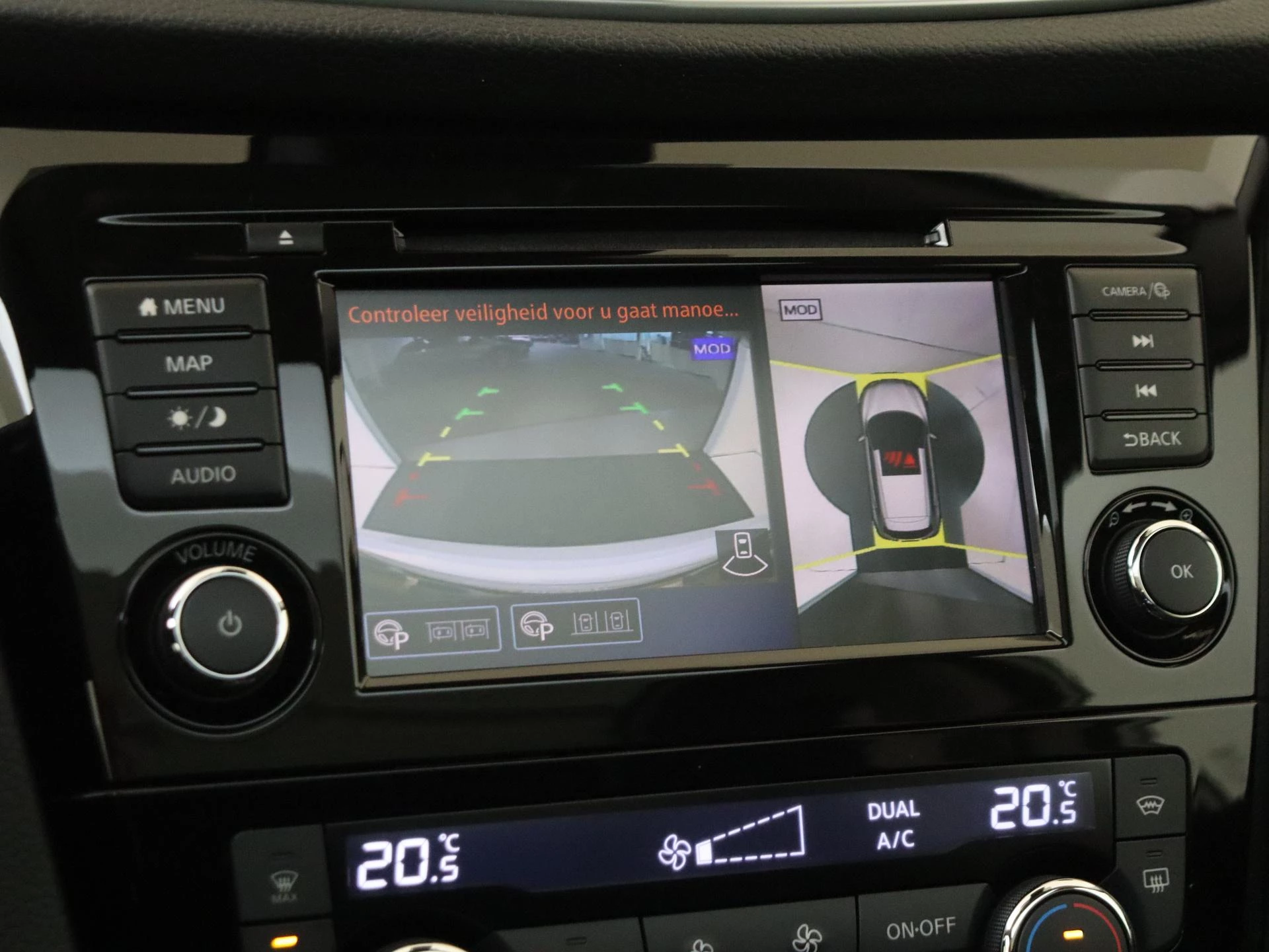 Nissan-QASHQAI-image-19