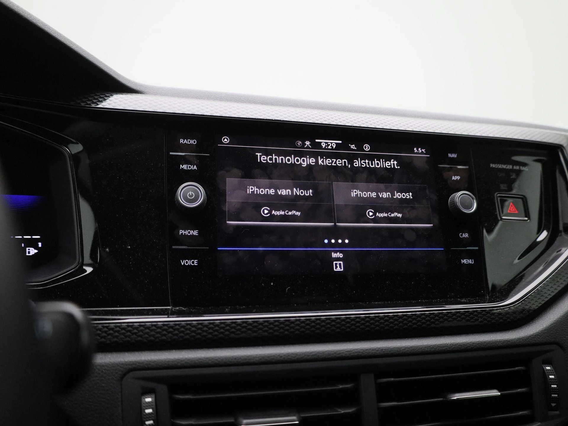 Volkswagen-Taigo-image-26