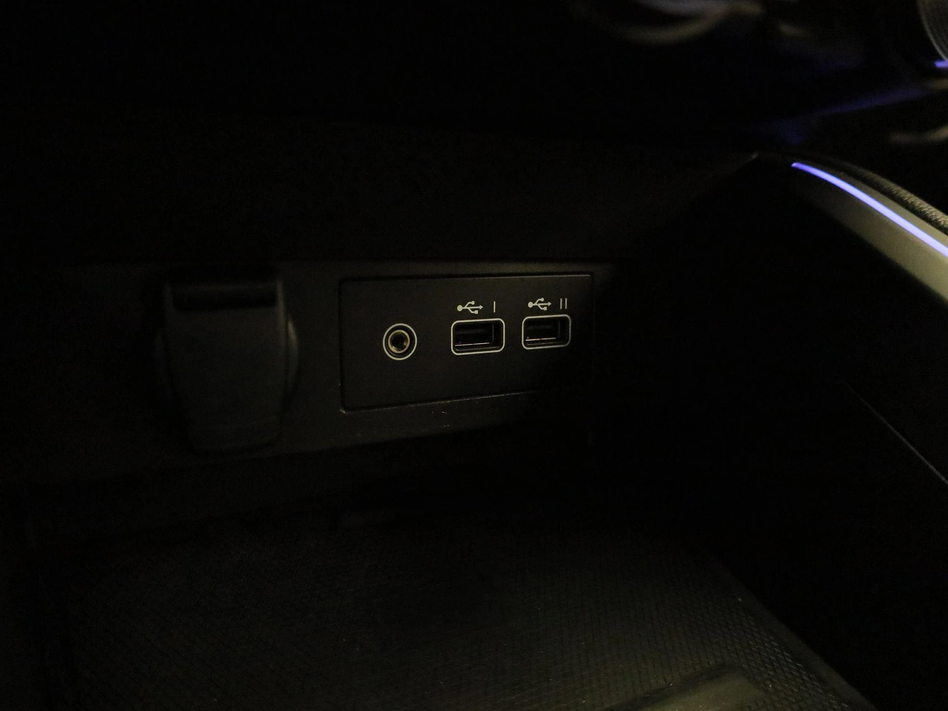 Renault-Clio-image-27