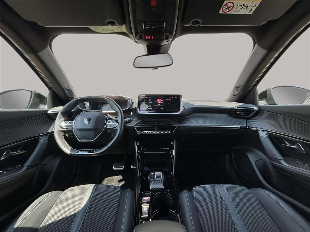 Peugeot-e-2008-image-10