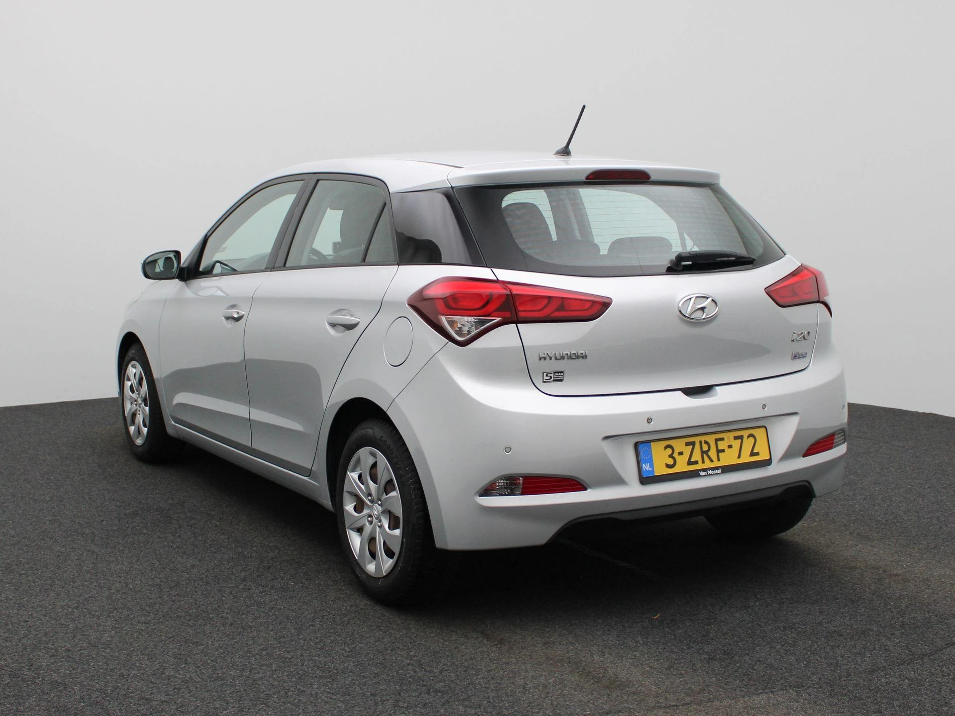 Hyundai-i20-image-1