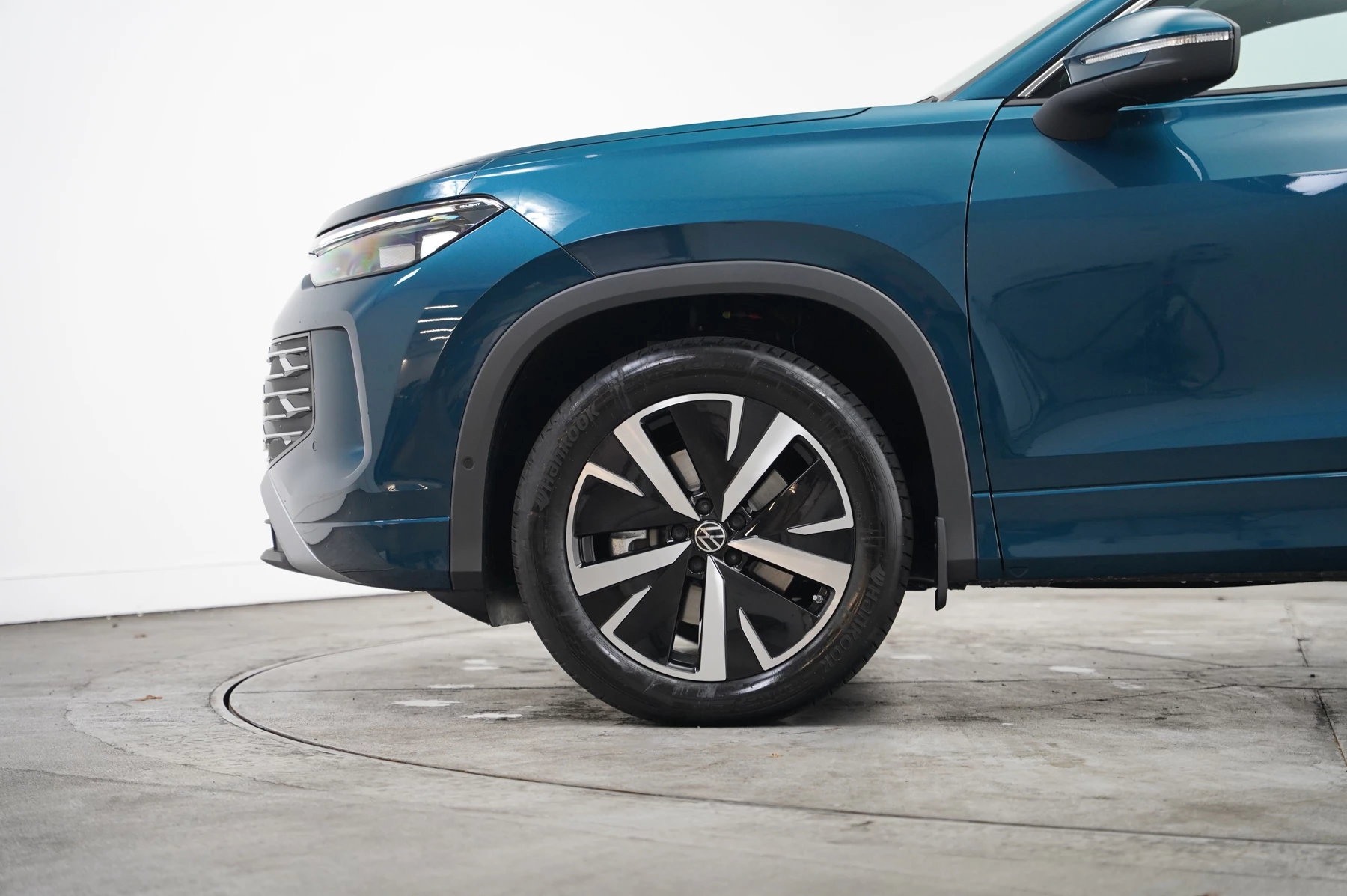 Volkswagen-Tayron-image-4