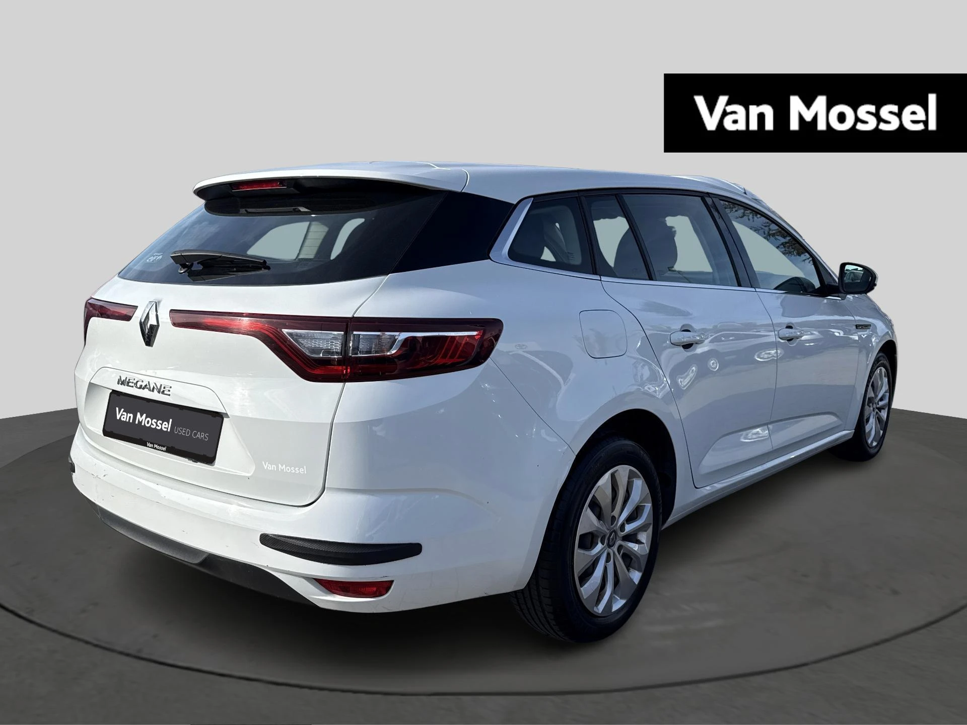 Renault-Mégane Grand Tour-image-3