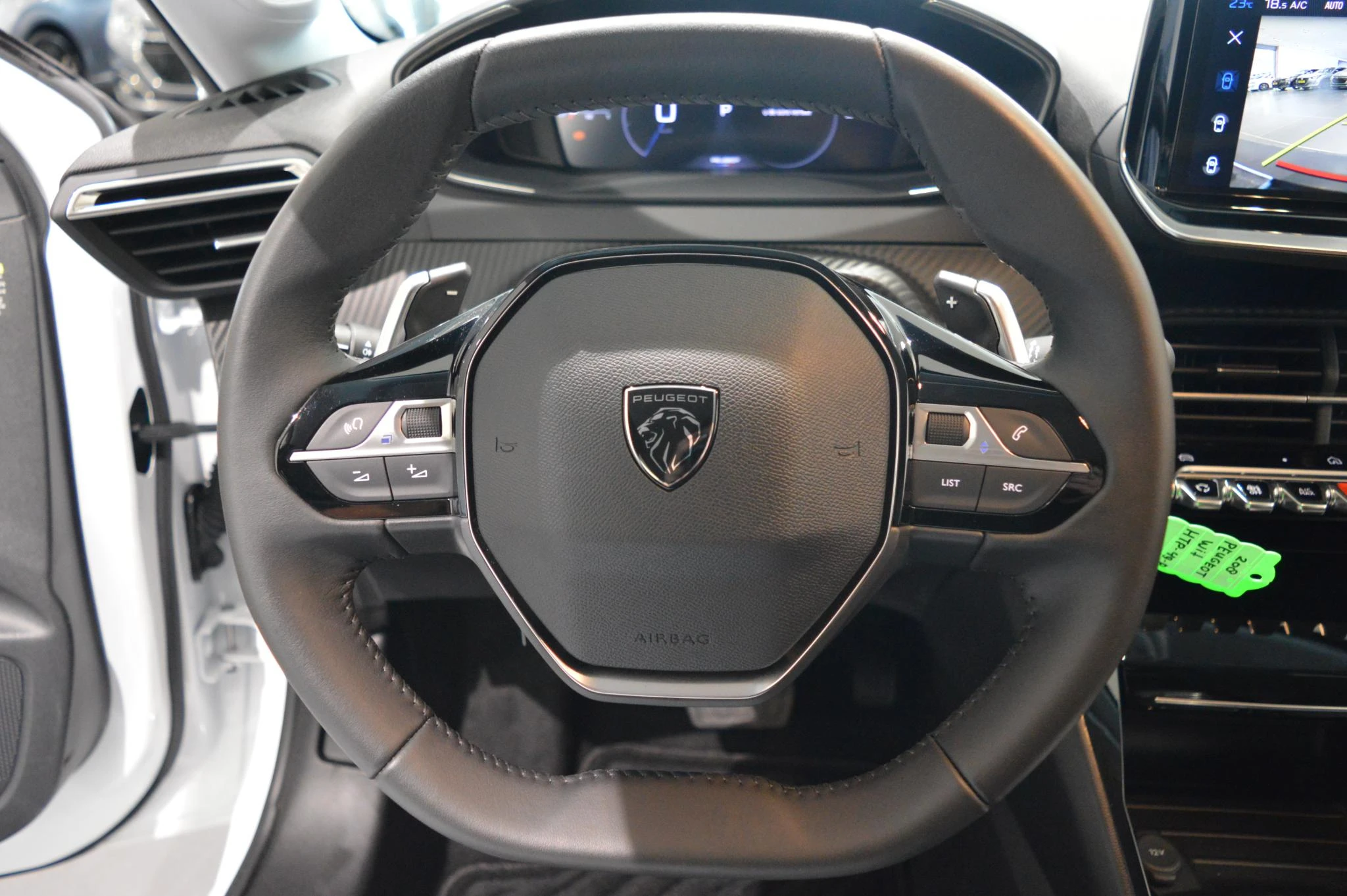 Peugeot-208-image-11