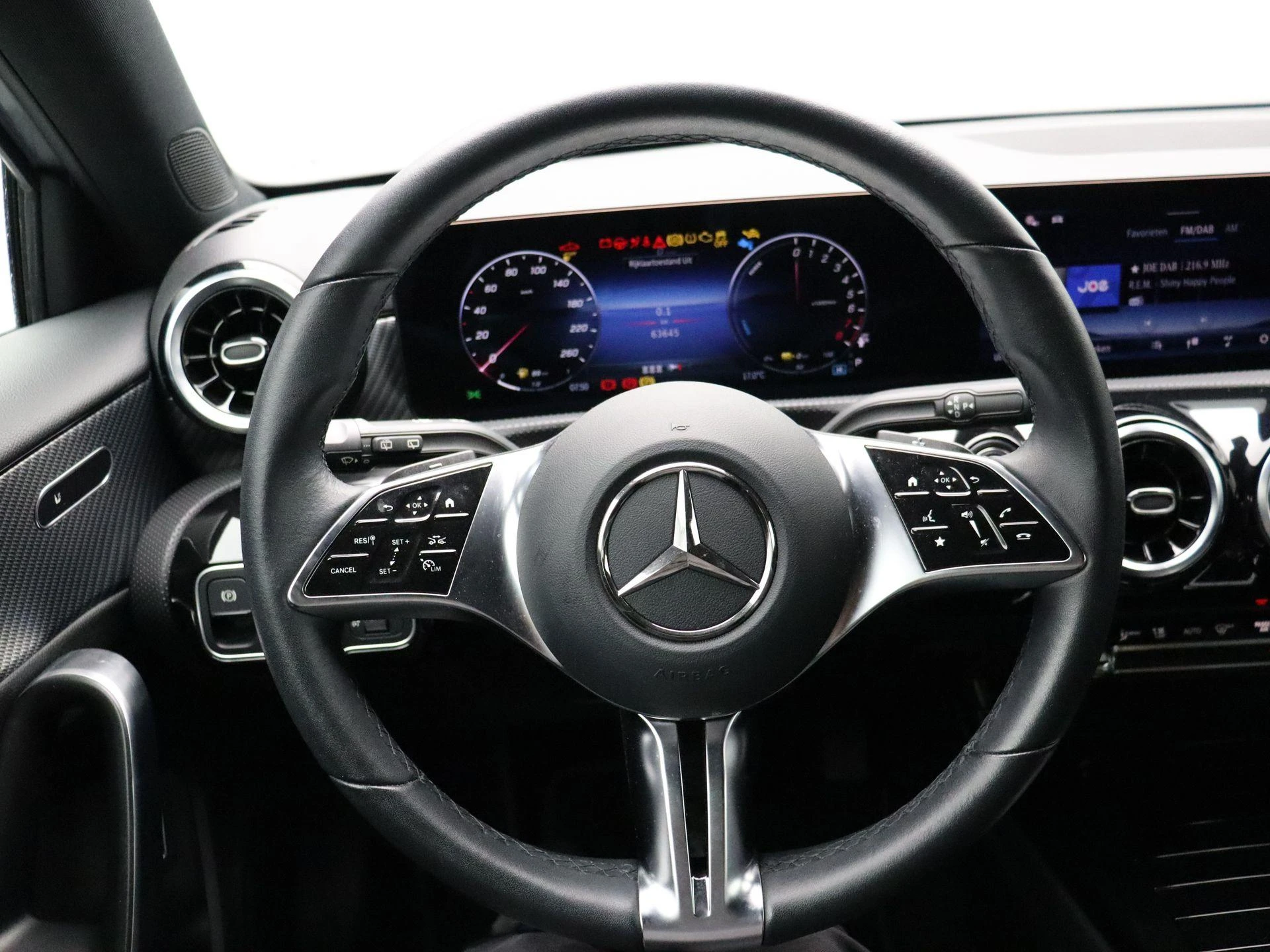 Mercedes-Benz-Classe A-image-14