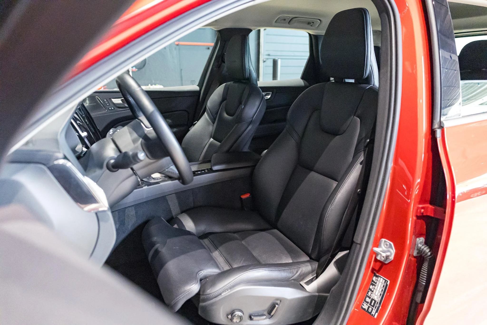 Volvo-XC60-image-25