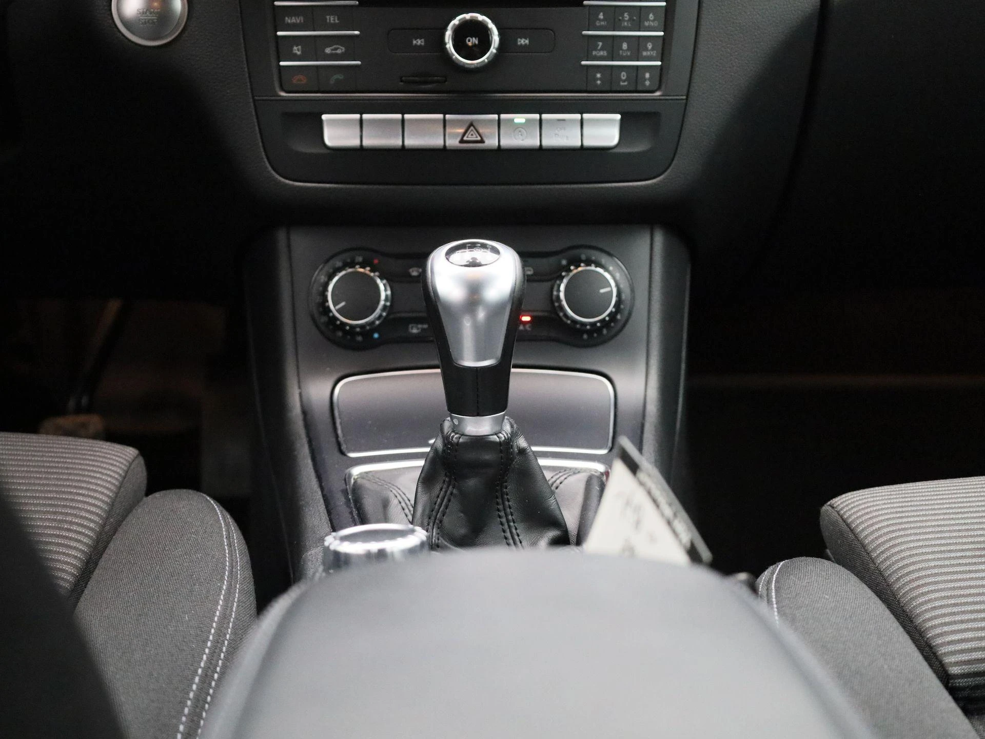 Mercedes-Benz-B-Klasse-image-9