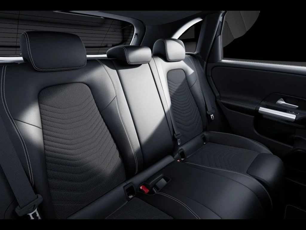 Mercedes-Benz-B-Klasse 200-image-11