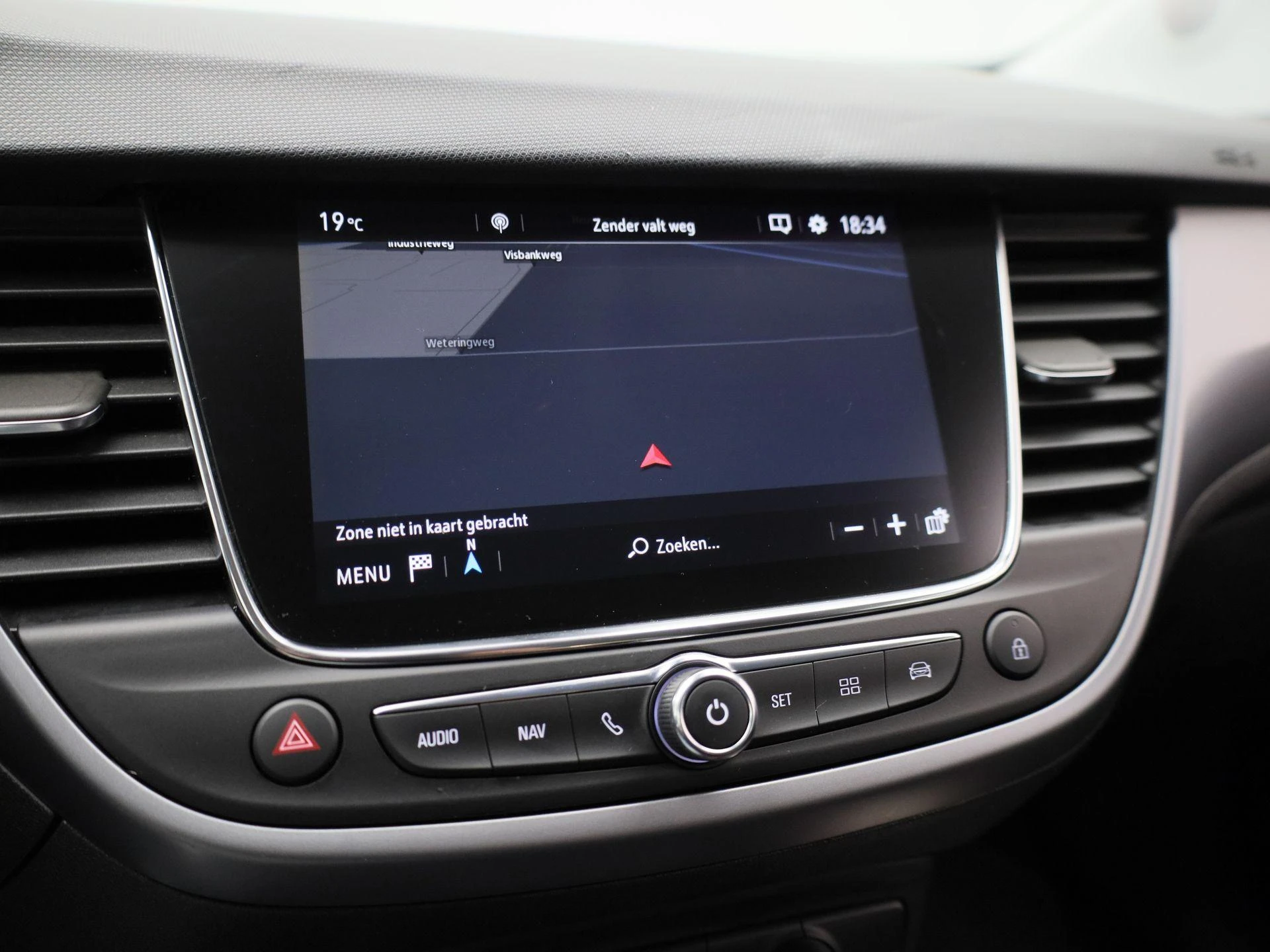 Opel-Crossland X-image-21