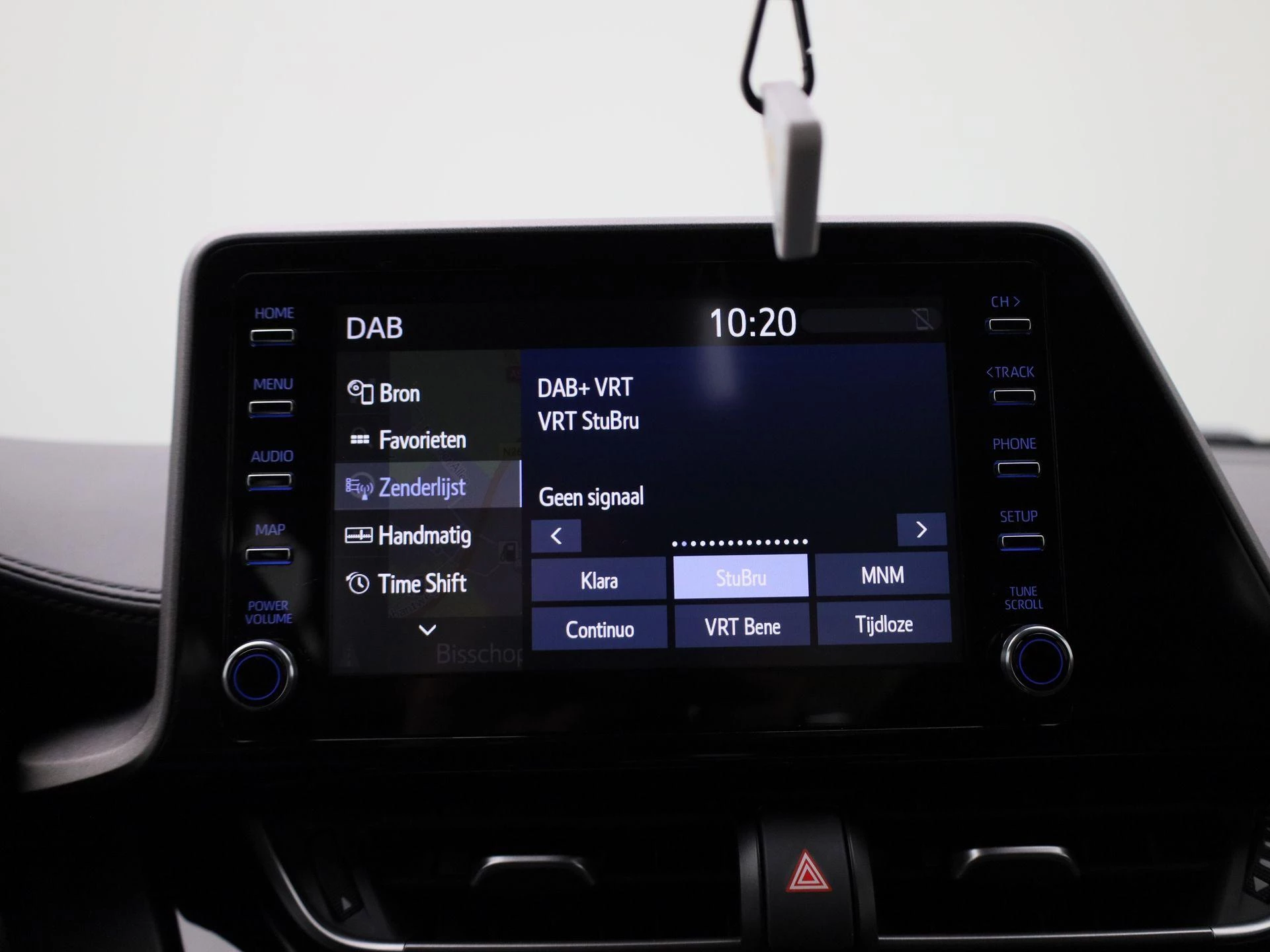 Toyota-C-HR-image-20