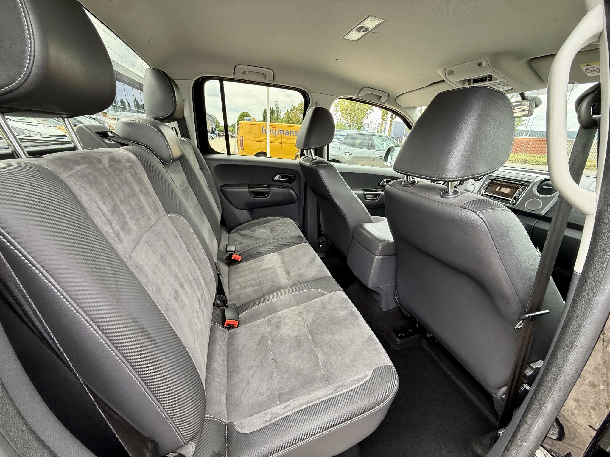 Volkswagen-Amarok-image-12