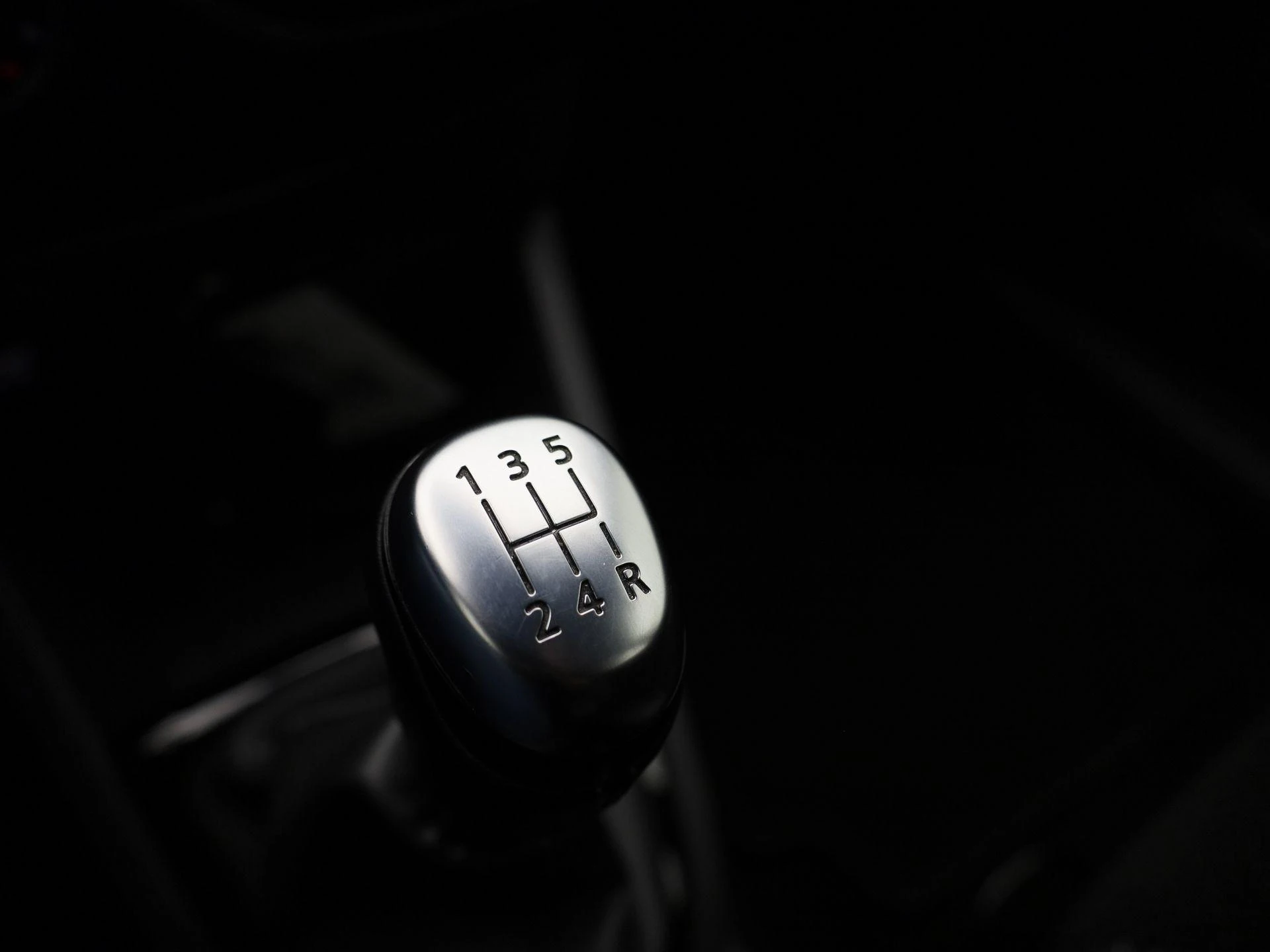 Renault-Clio-image-23