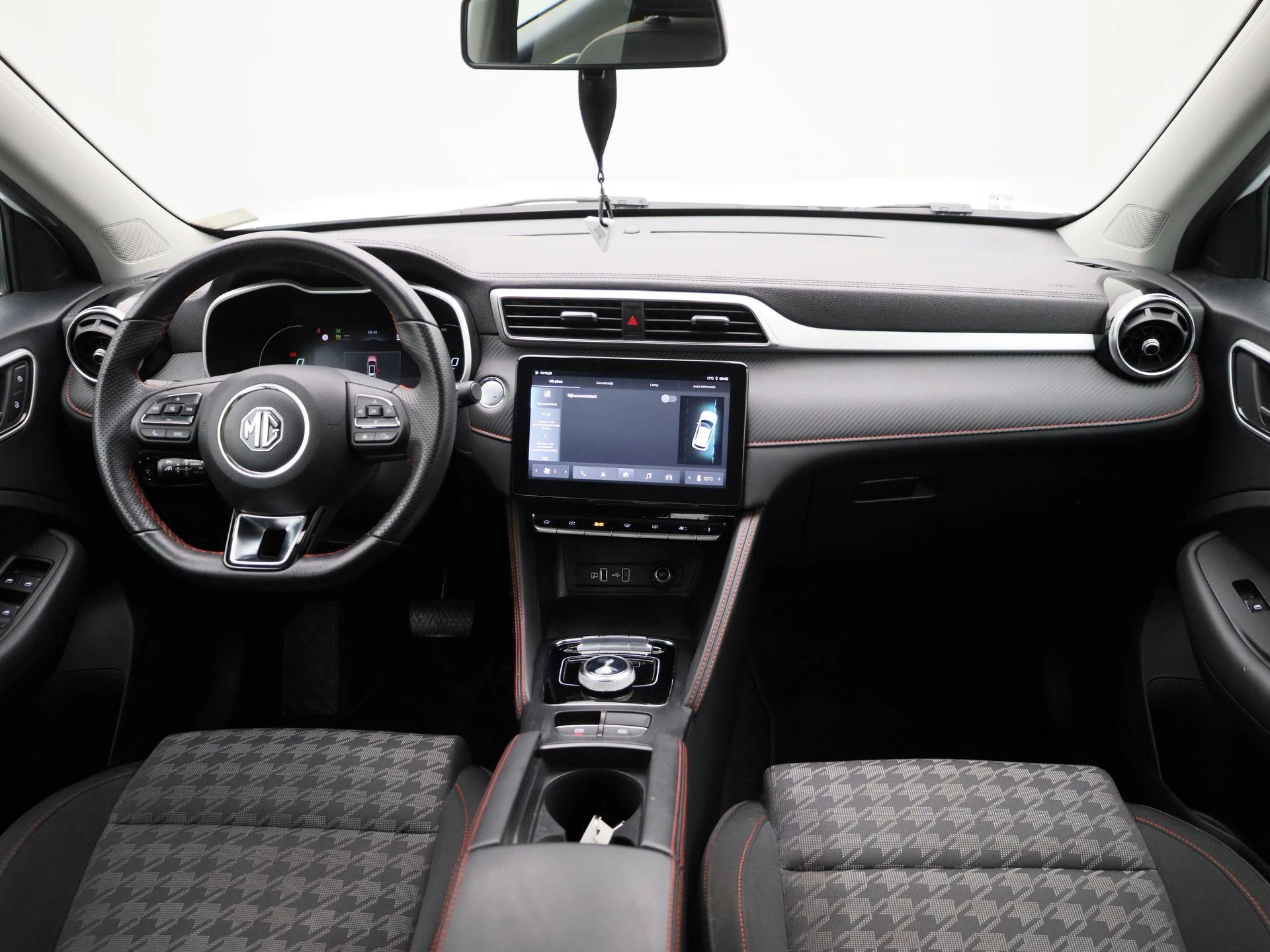 MG-ZS EV-image-34