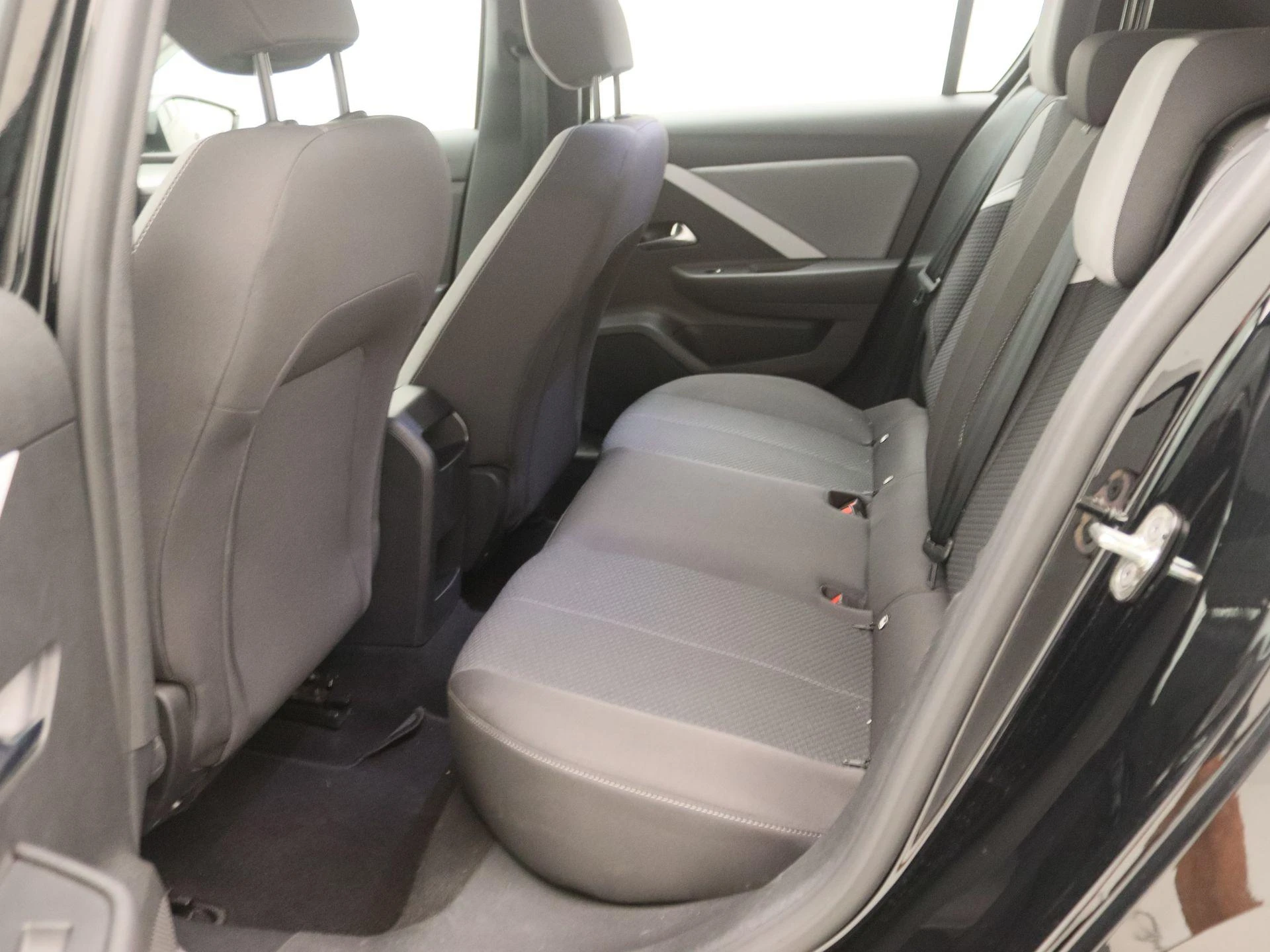 Opel-Astra-image-11