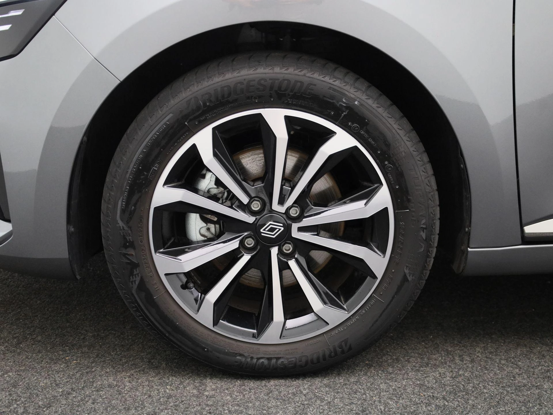 Renault-Clio-image-12
