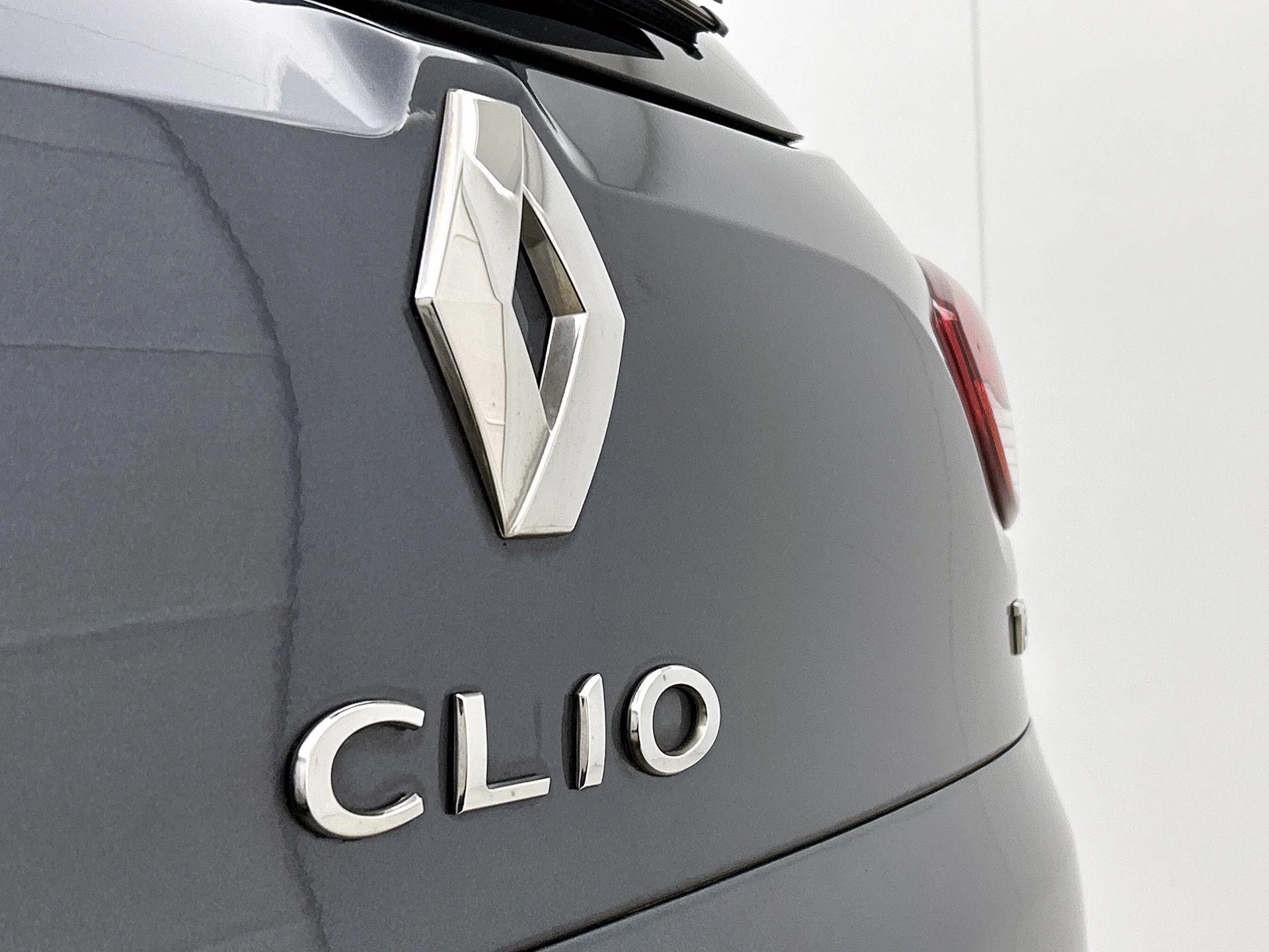 Renault-Clio-image-13
