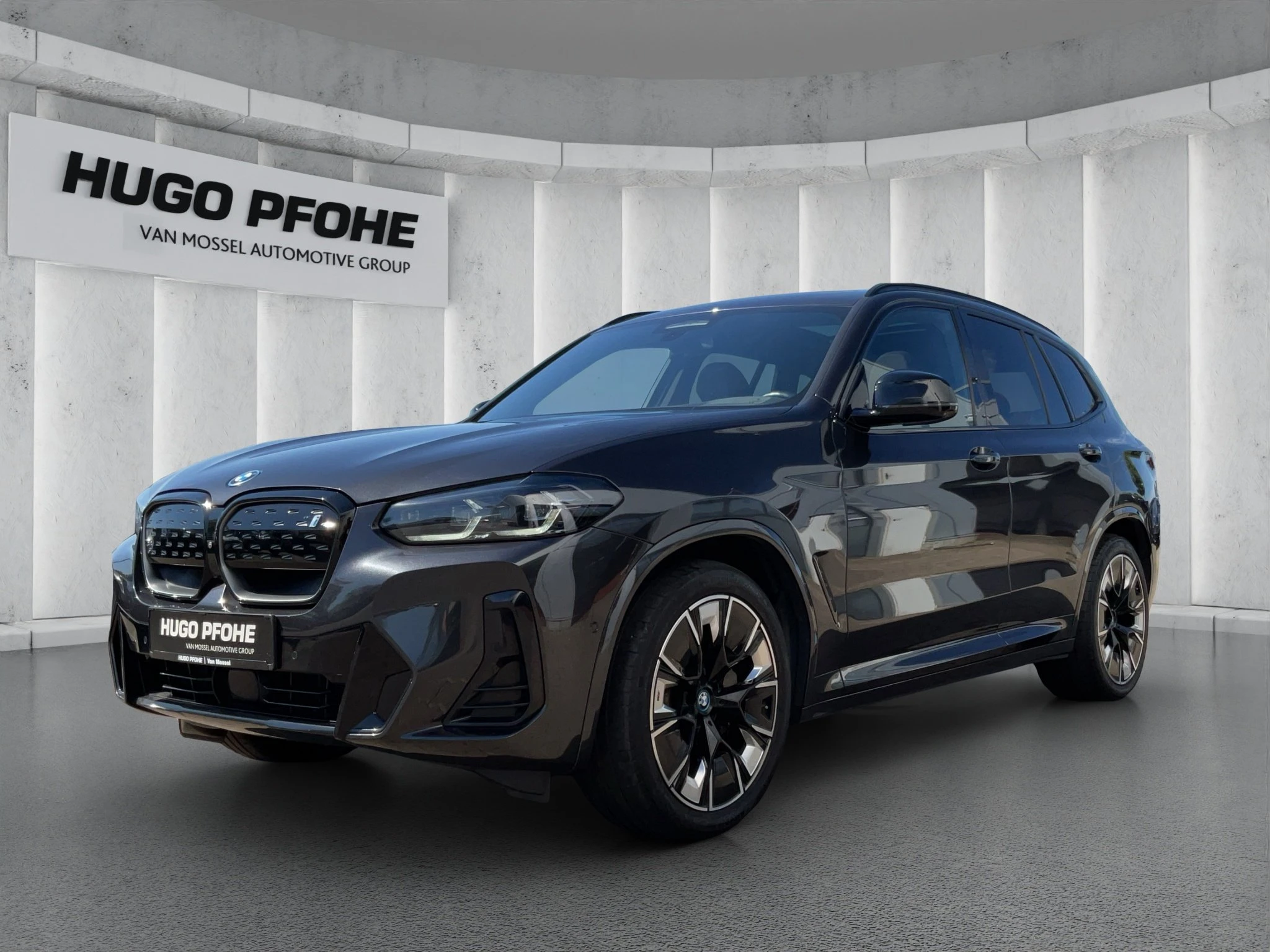 BMW-iX3-image-0