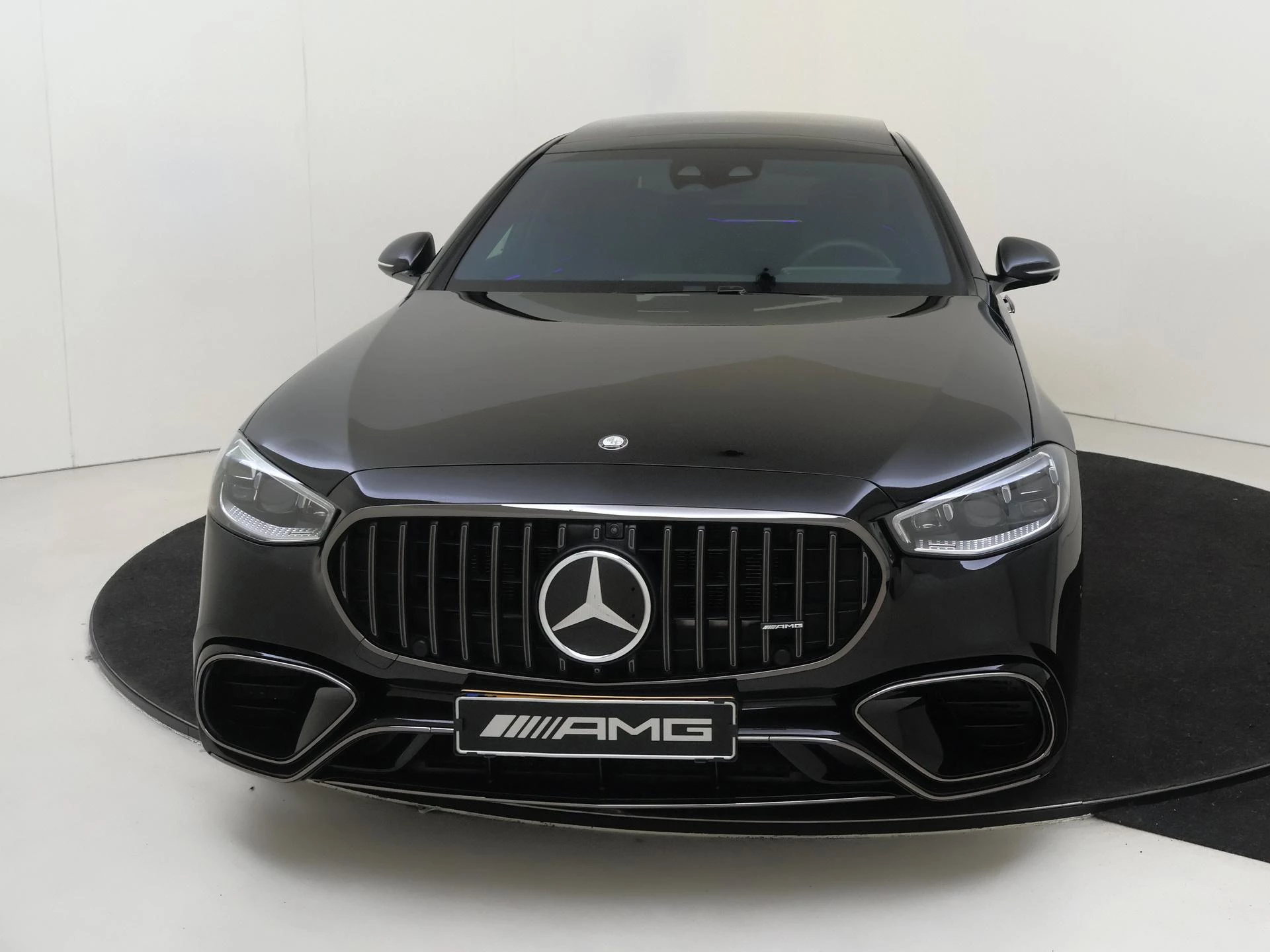 Mercedes-Benz-S-Klasse-image-5