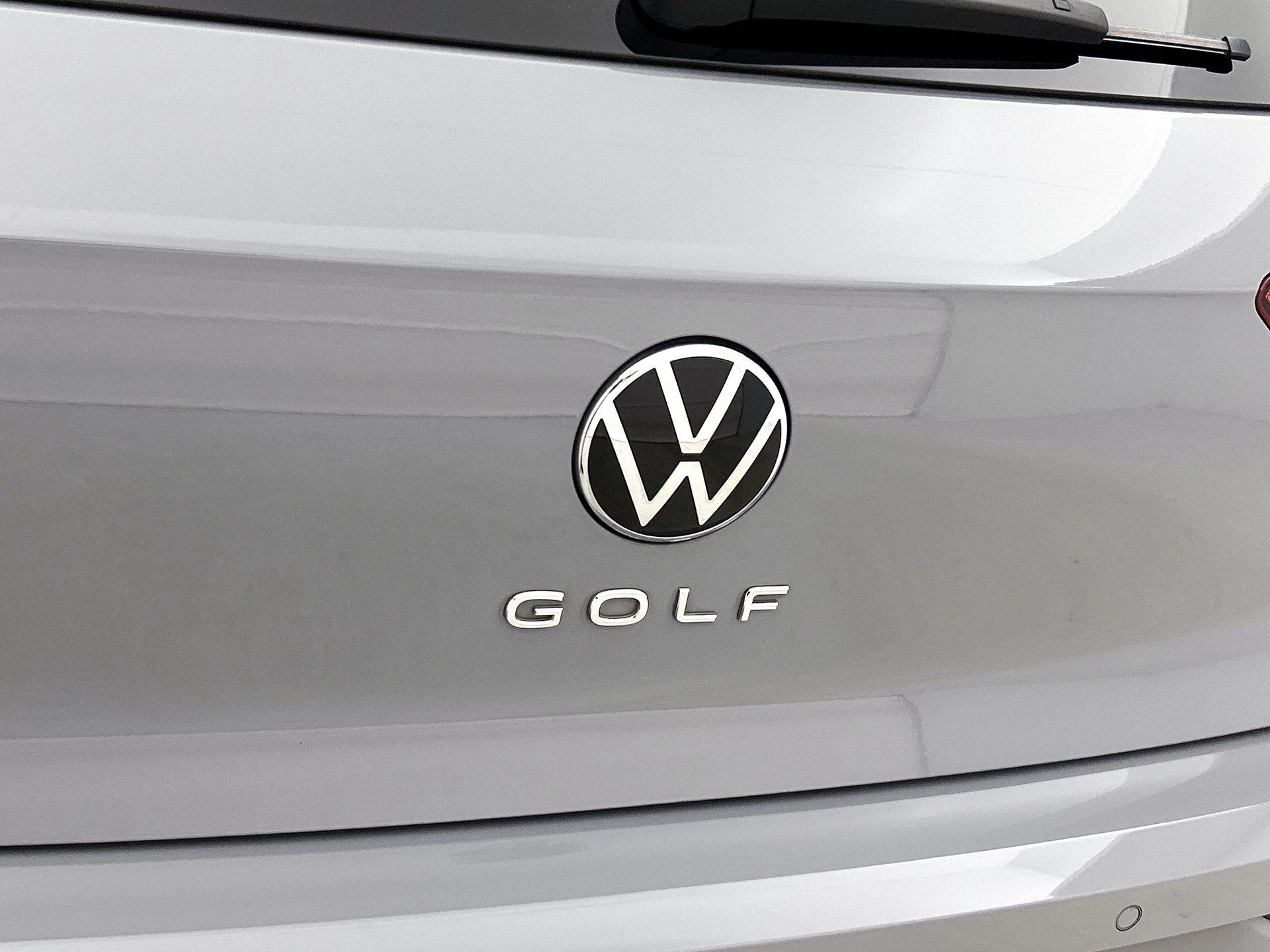 Volkswagen-Golf-image-20