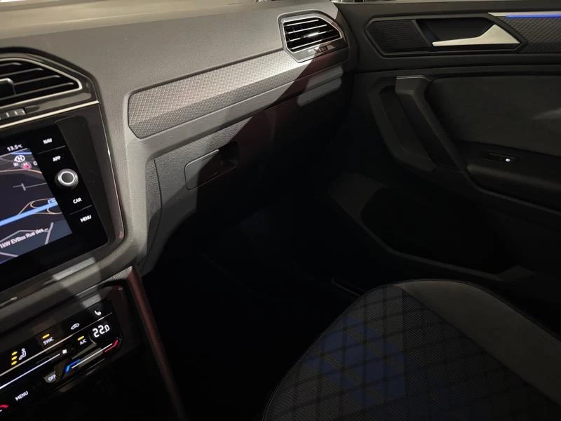 Volkswagen-Tiguan-image-8