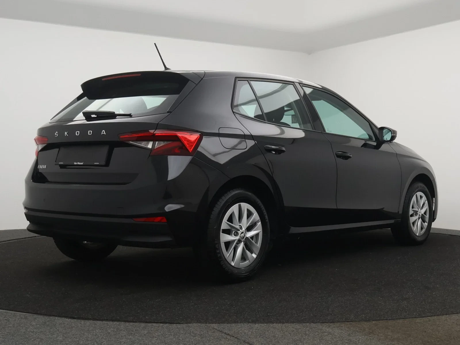 Škoda Fabia Fabia 1.0i Ambition *APP CONNECT*PDC*ZETELVERWARMING*AIRCO*DAB*...